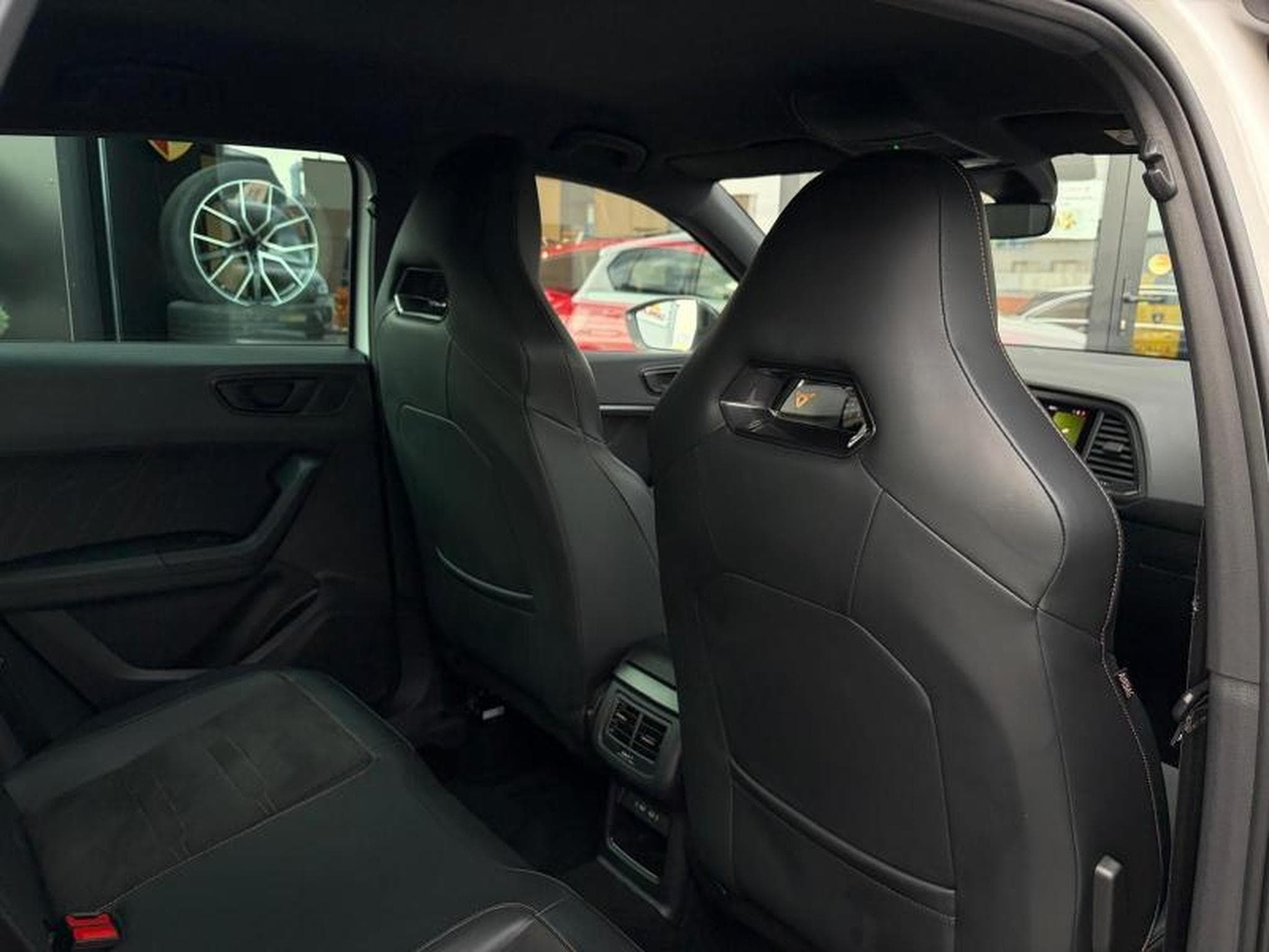 Cupra Ateca BVA/Cam360°/BeatsAudio/Jantes19/AppleCarPlay (2023) - Foto 12