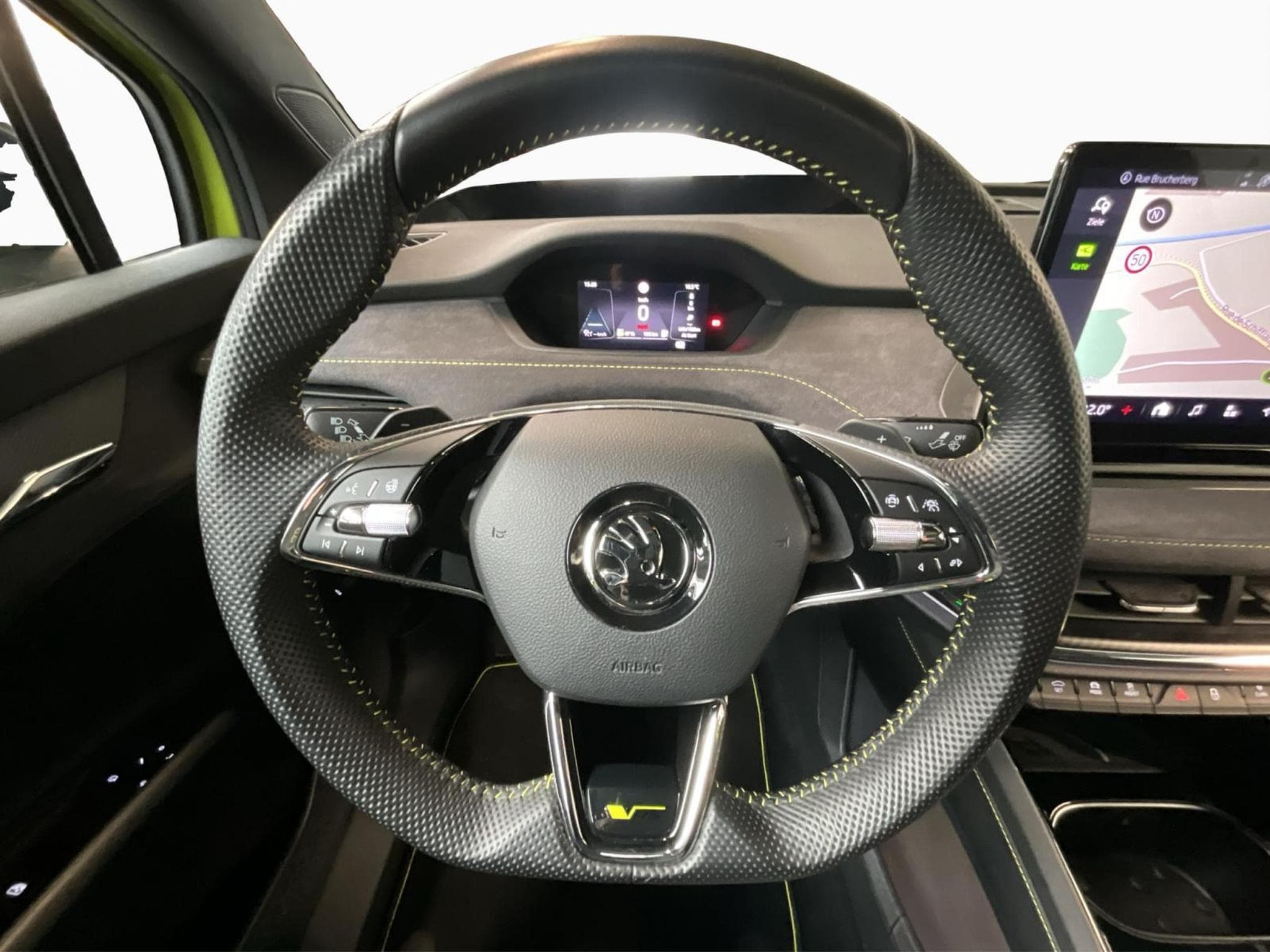 Skoda Enyaq 77kWh+RS+MAXX+4M+AHK+LM21+NAVI (2023) - Photo 10