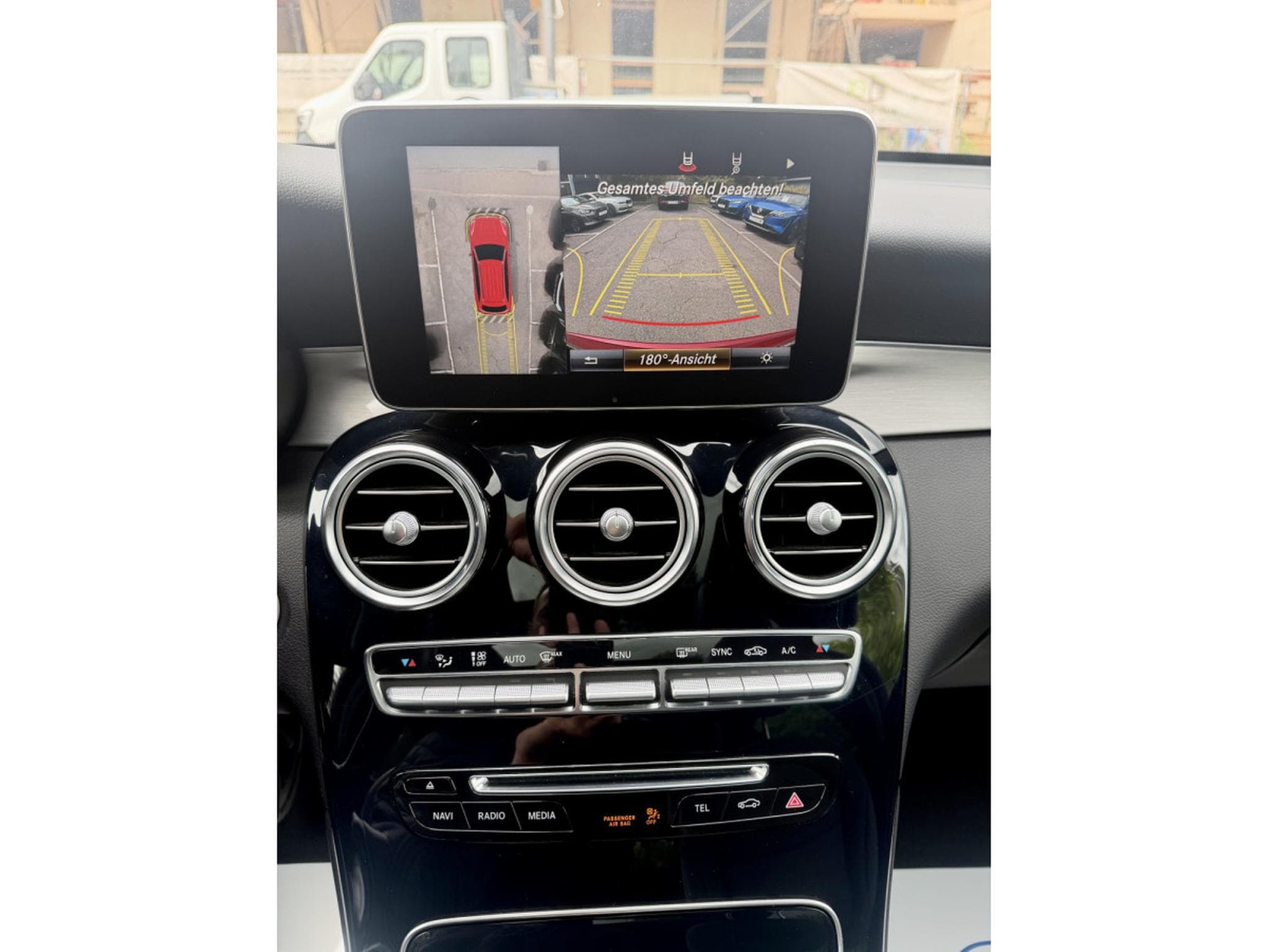 Mercedes GLC 250 4Matic AMG Line PANO/360°/MEMORY/20" (2018) - Photo 13