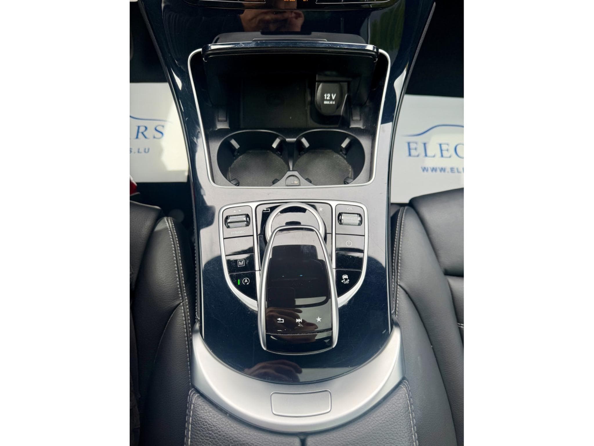Mercedes GLC 250 4Matic AMG Line PANO/360°/MEMORY/20" (2018) - Photo 14