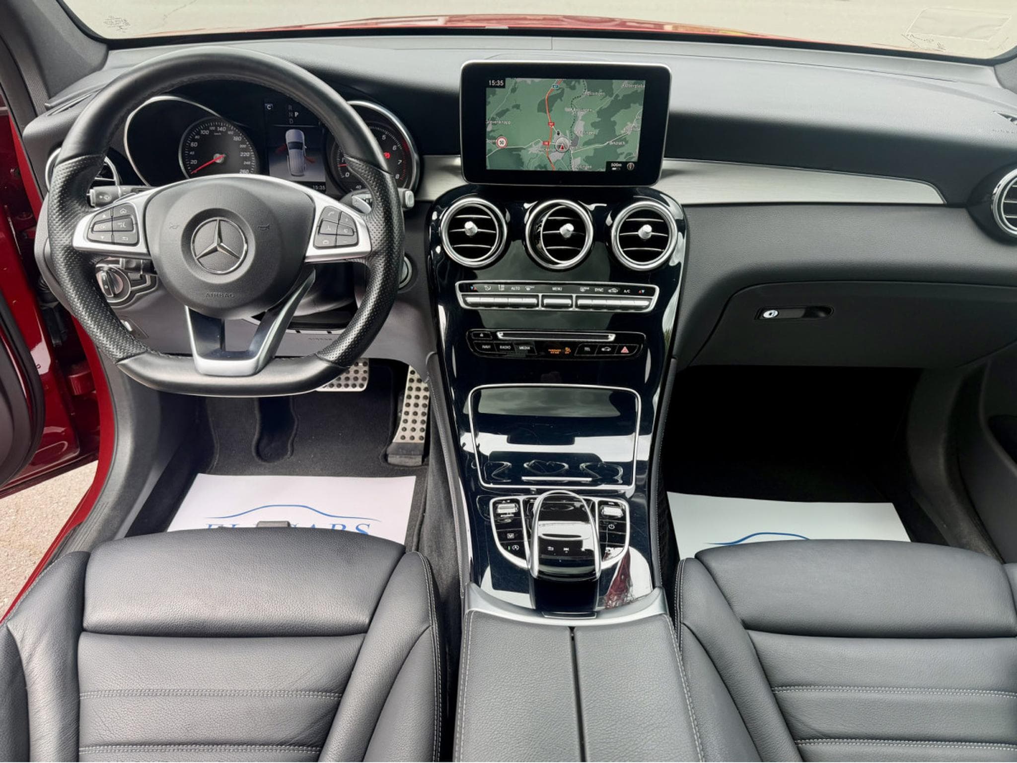 Mercedes GLC 250 4Matic AMG Line PANO/360°/MEMORY/20" (2018) - Photo 8