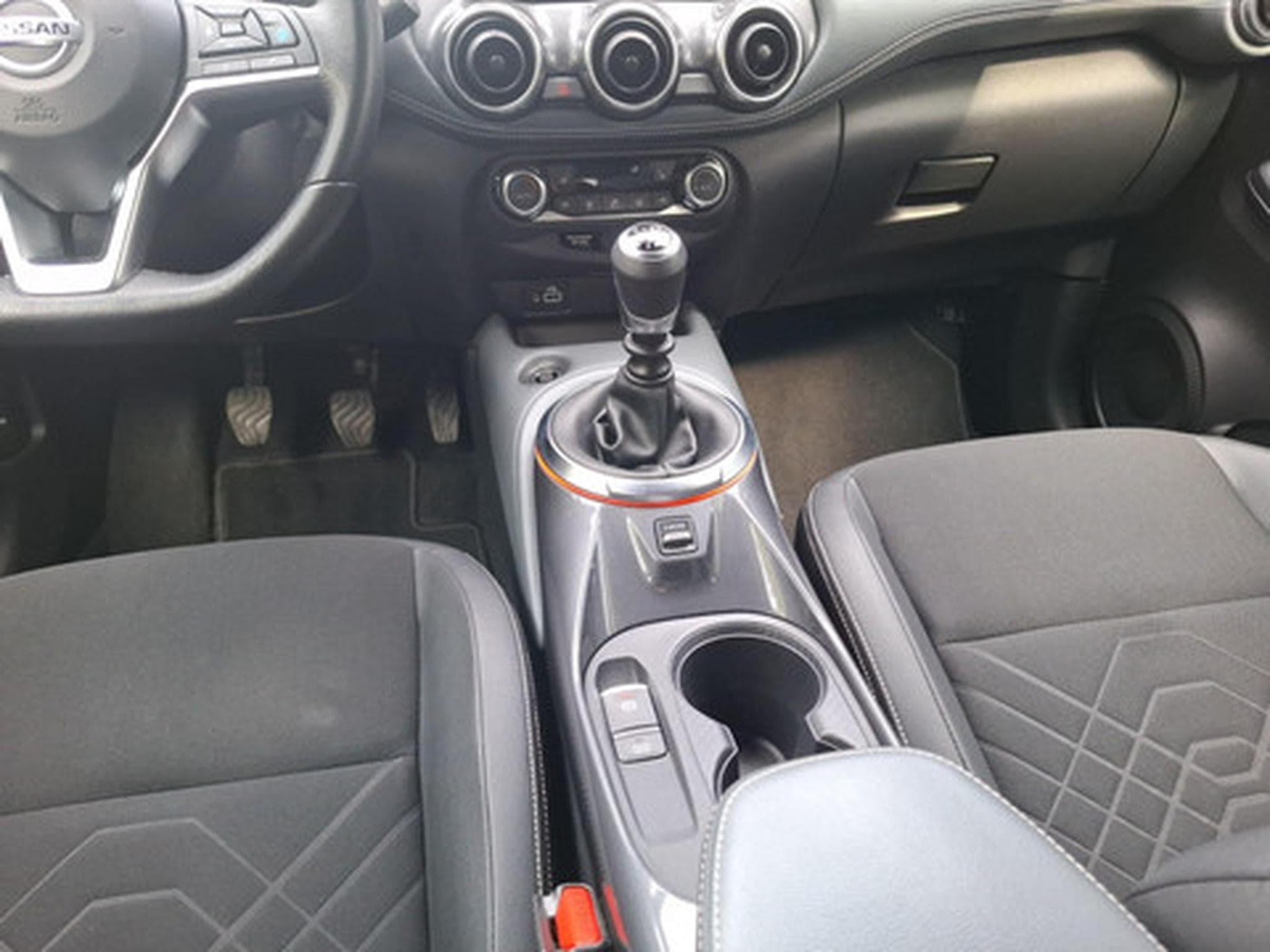 Nissan Juke 1.0 DIG-T 117 BOSE (2020) - Photo 10