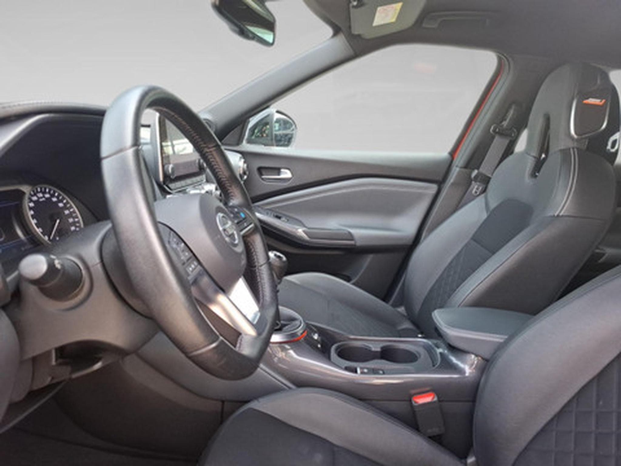 Nissan Juke 1.0 DIG-T 117 BOSE (2020) - Photo 4