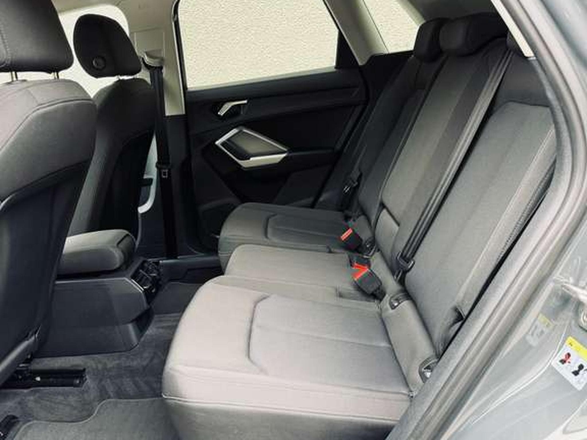 Audi Q3 Q3 35 TDi Business S tronic //Garantie 12Mois✅✅✅ (2021) - Foto 13