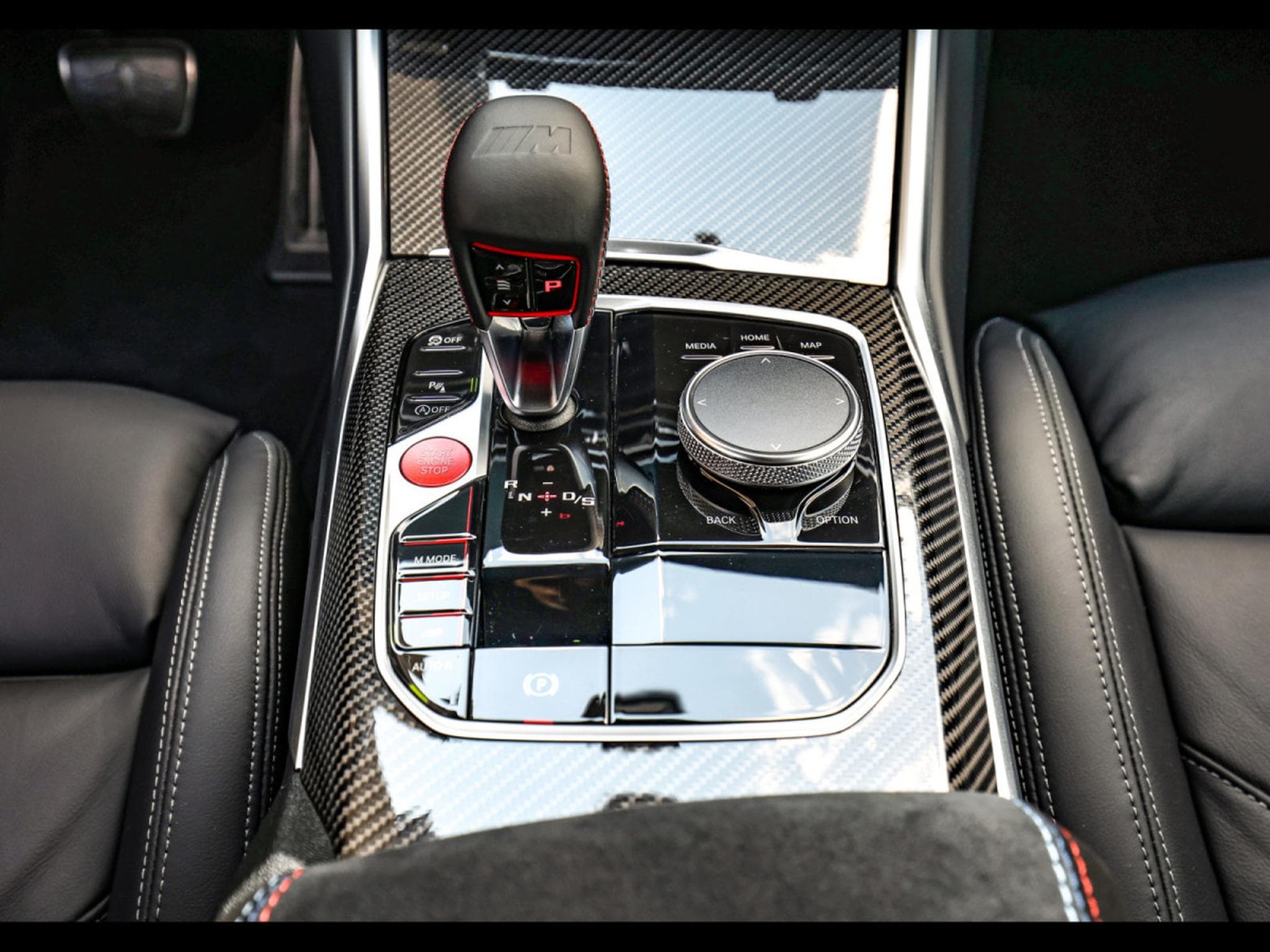 BMW M2 COUPE (G87) - BLACK SAPPHIRE METALLIC (2024) - Photo 16