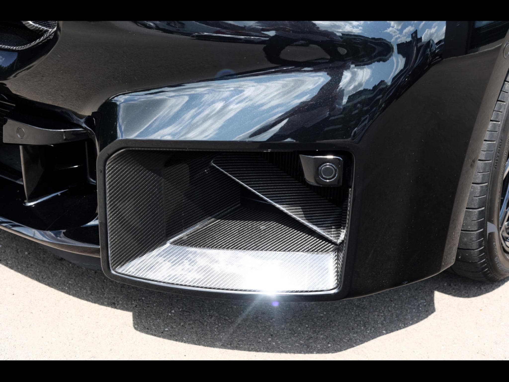 BMW M2 COUPE (G87) - BLACK SAPPHIRE METALLIC (2024) - Photo 17