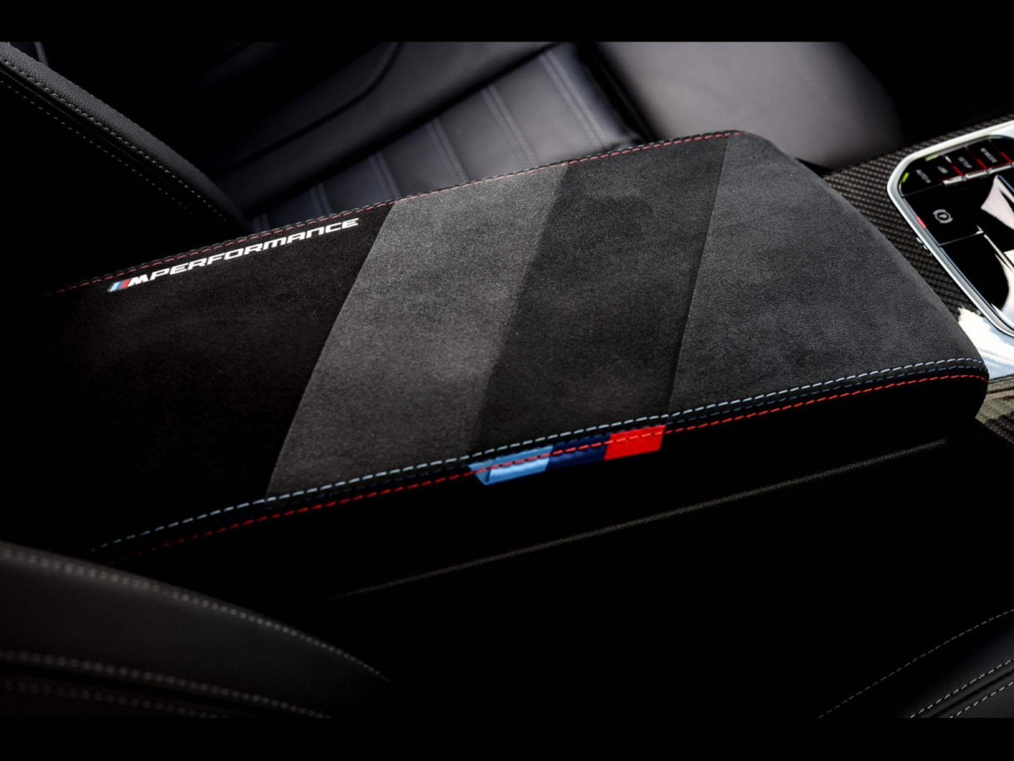 BMW M2 COUPE (G87) - BLACK SAPPHIRE METALLIC (2024) - Photo 19