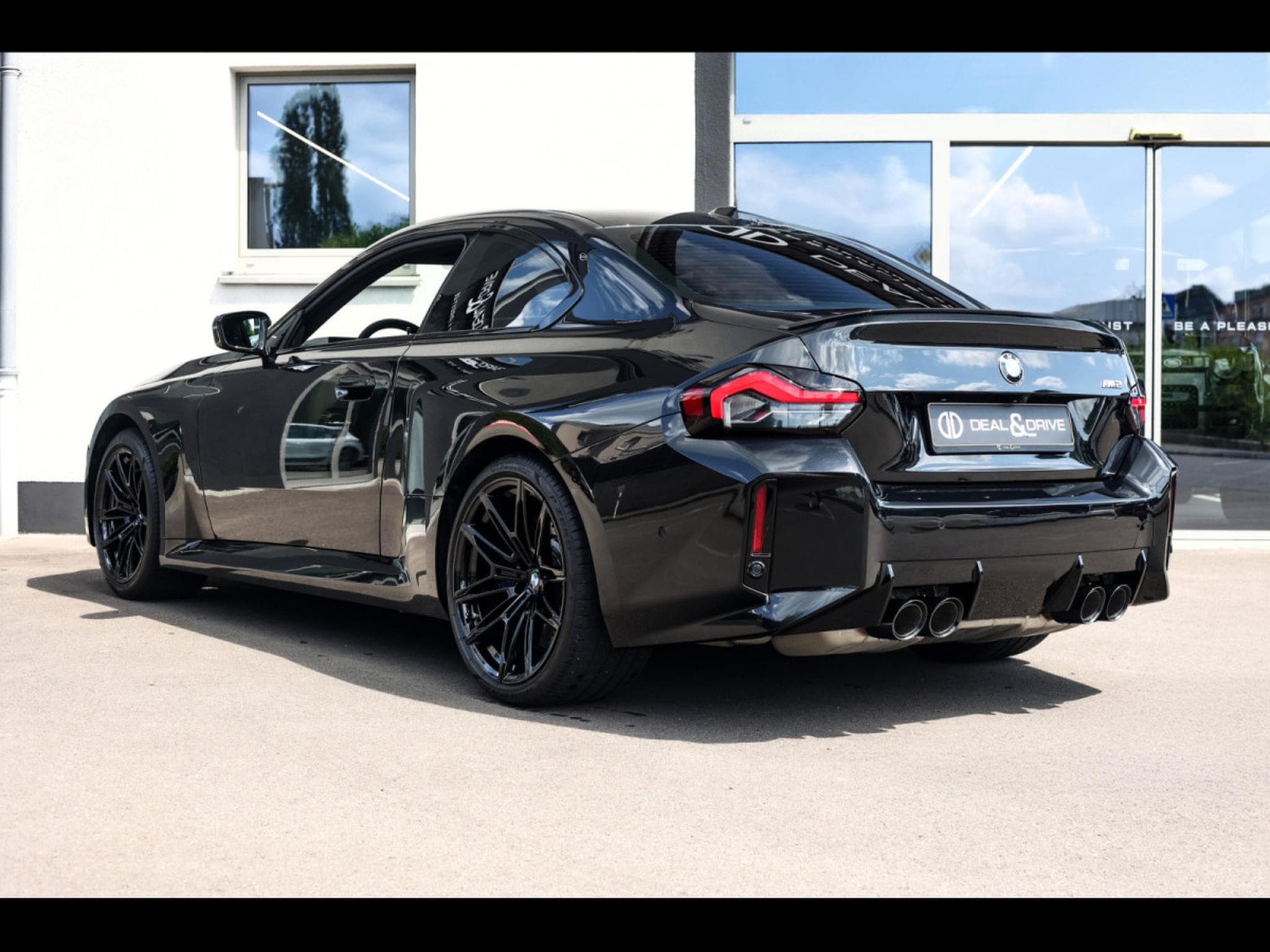 BMW M2 COUPE (G87) - BLACK SAPPHIRE METALLIC (2024) - Photo 3