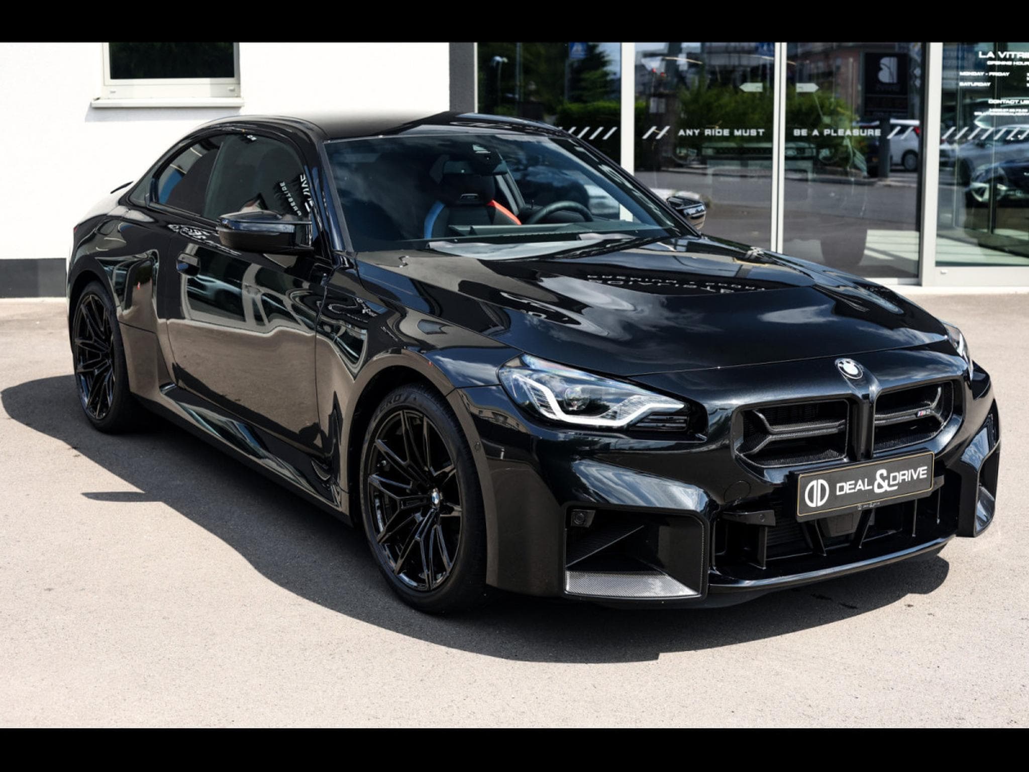 BMW M2 COUPE (G87) - BLACK SAPPHIRE METALLIC (2024) - Photo 6