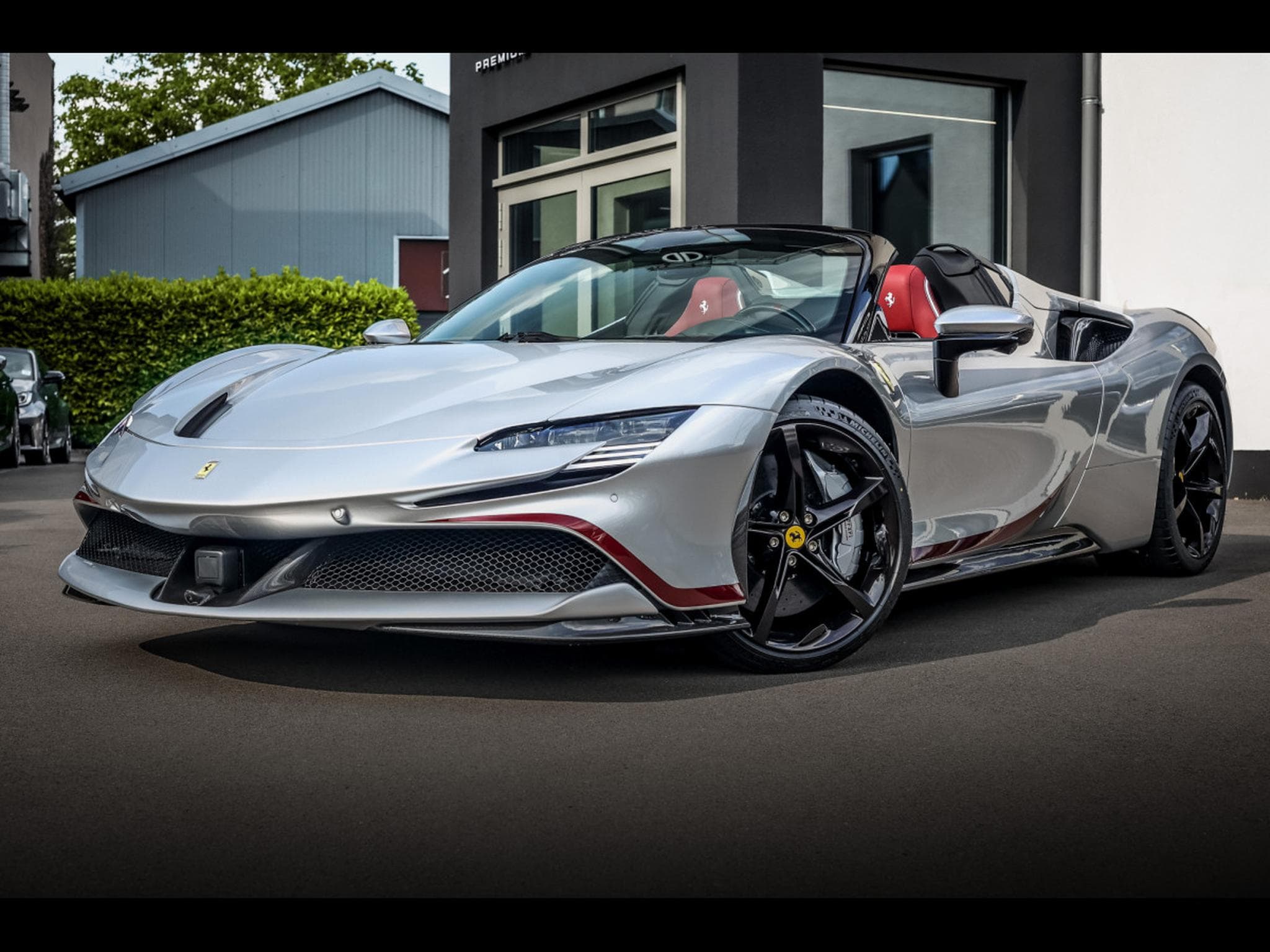 Ferrari SF90 ATELIER (1000 CH) – SANUSILVER X NERO PUROSANGUE – PPF (2025) - Photo 1