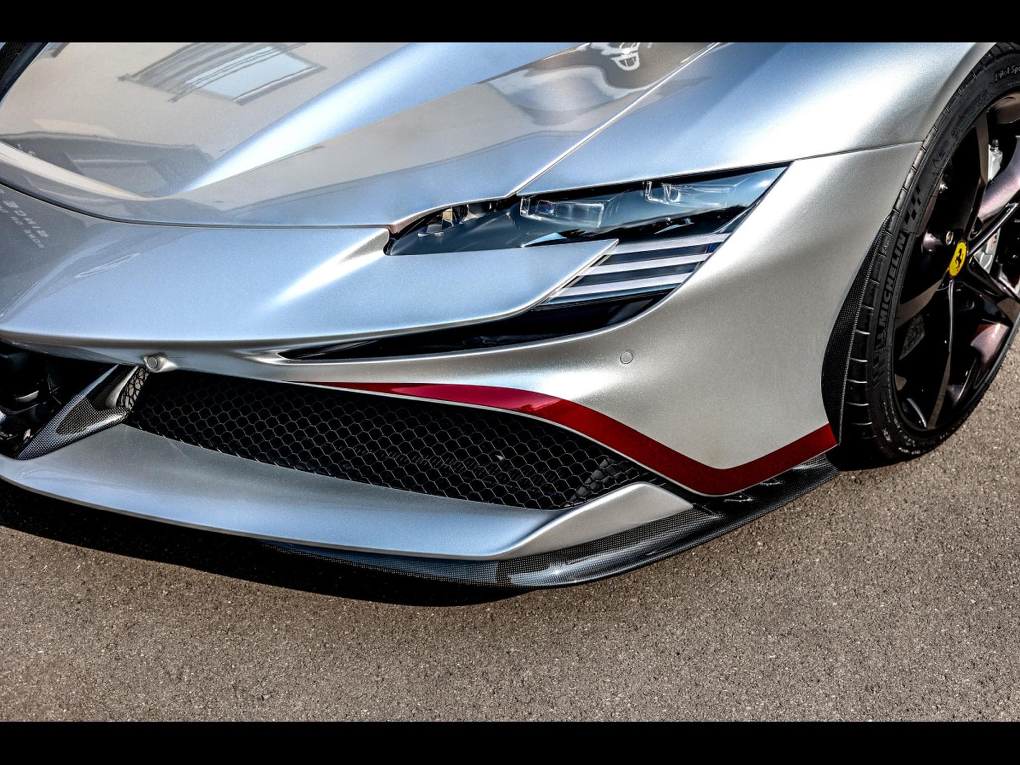 Ferrari SF90 ATELIER (1000 CH) – SANUSILVER X NERO PUROSANGUE – PPF (2025) - Photo 21
