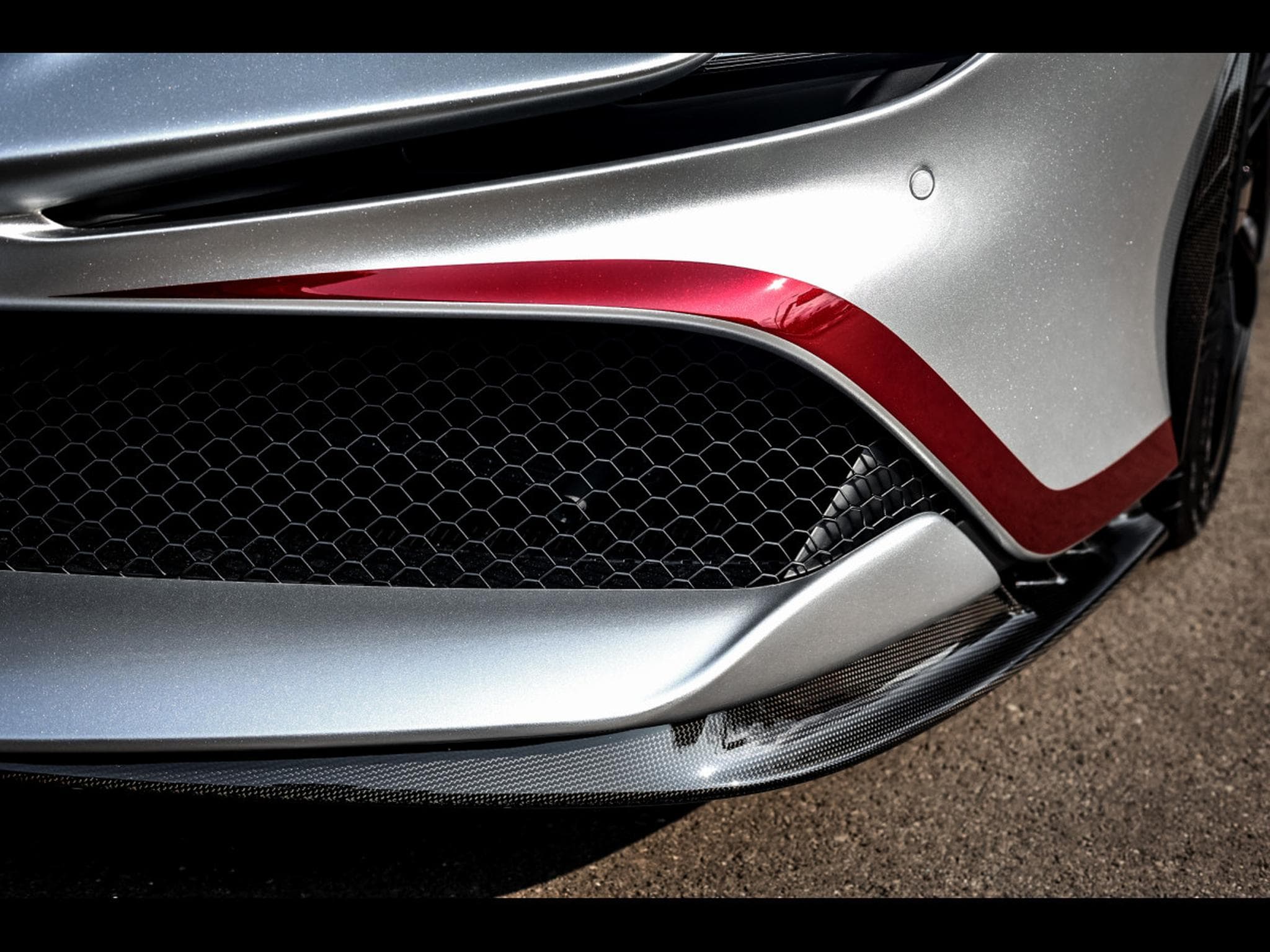Ferrari SF90 ATELIER (1000 CH) – SANUSILVER X NERO PUROSANGUE – PPF (2025) - Photo 23