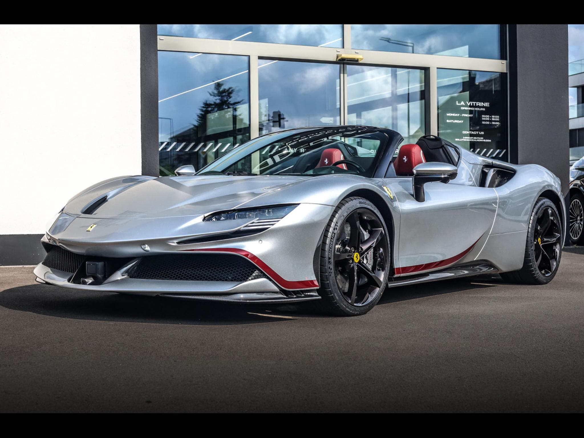 Ferrari SF90 ATELIER (1000 CH) – SANUSILVER X NERO PUROSANGUE – PPF (2025) - Photo 6
