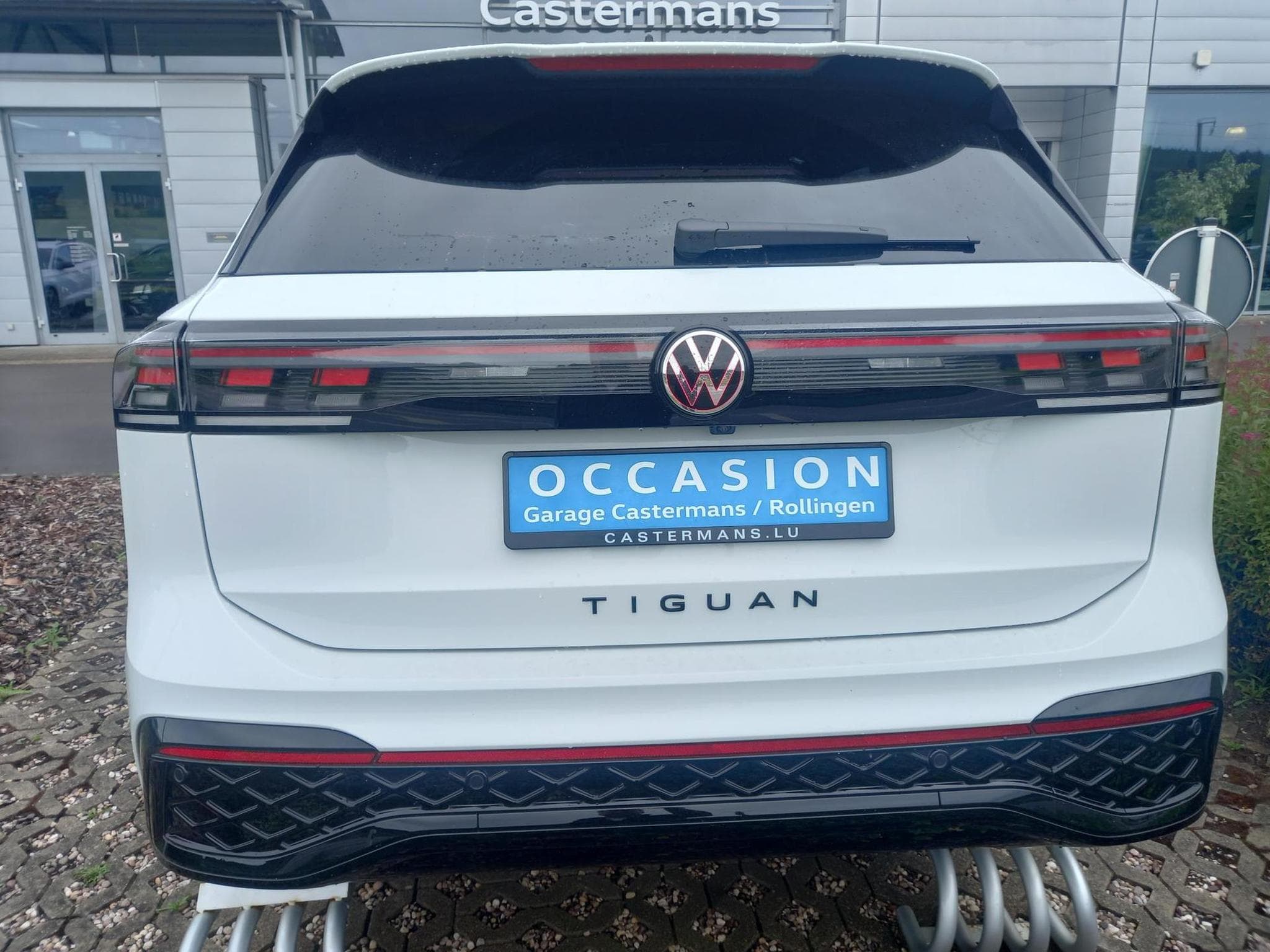VW Tiguan R-Line 2.0 TDI (2025) - Photo 8