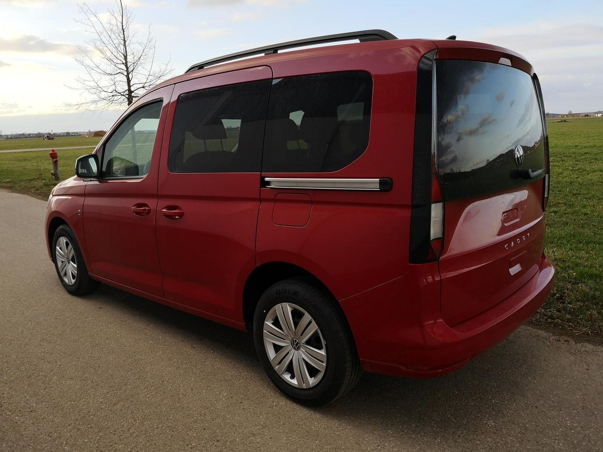 VW Caddy Basis (2026) - Photo 2