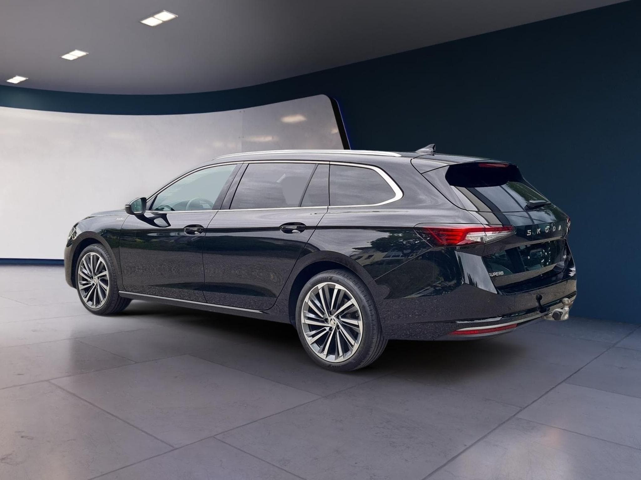 Skoda Superb 2.0 TDI 142 kW 4x4 L&K (2025) - Photo 4