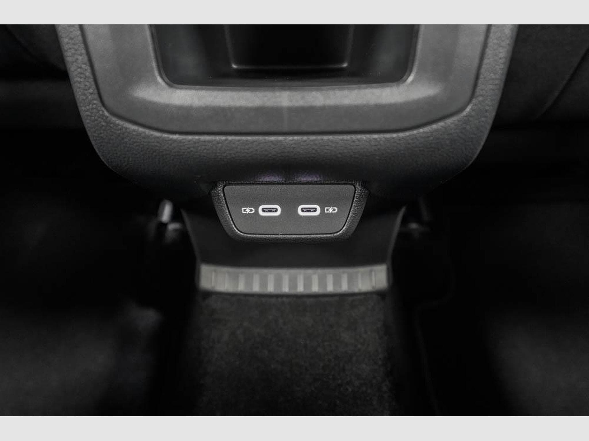 VW T-Cross 1,0 TSI DSG (2026) - Photo 16