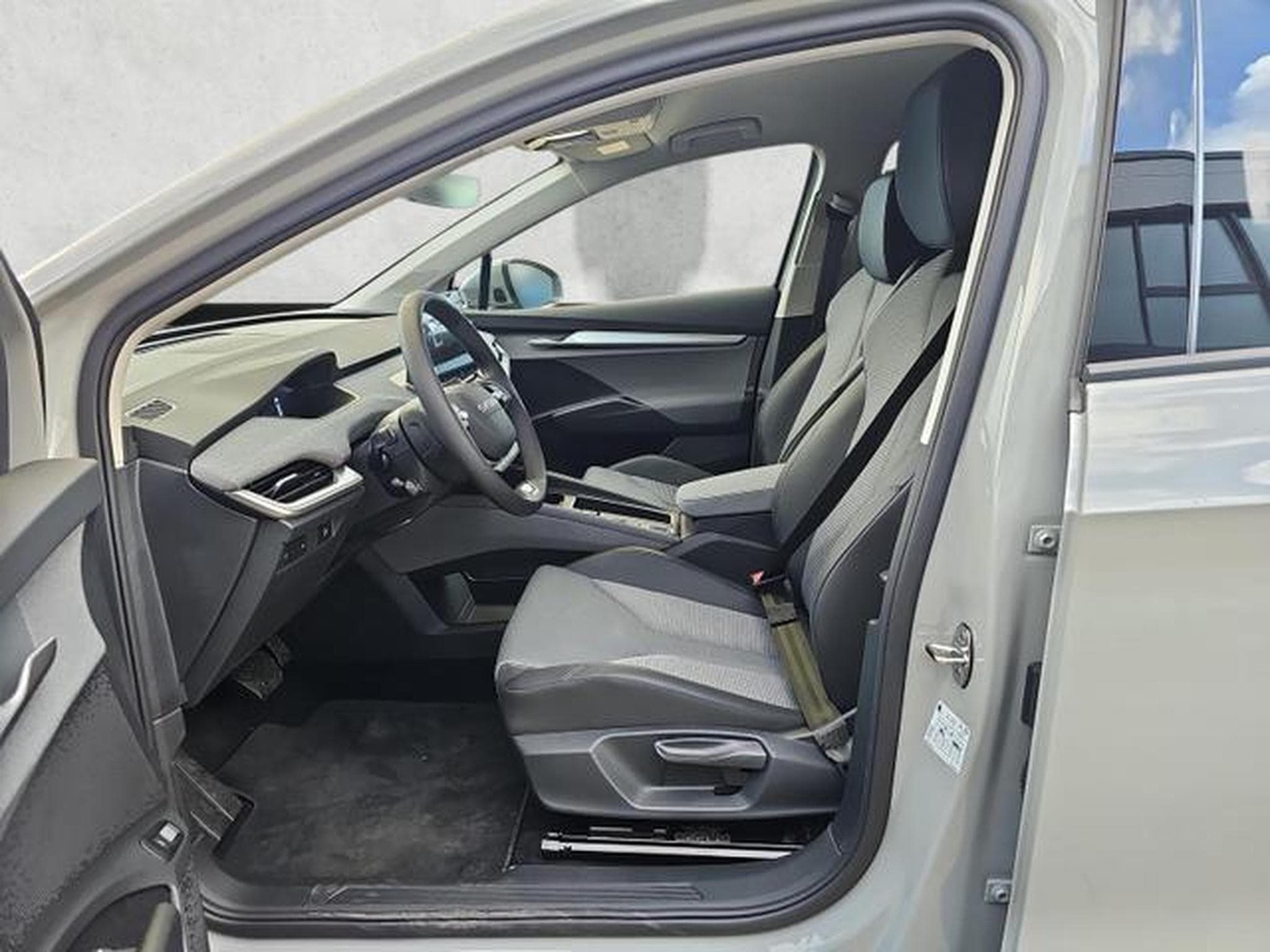 Skoda Enyaq 60 Loft (2026) - Photo 10