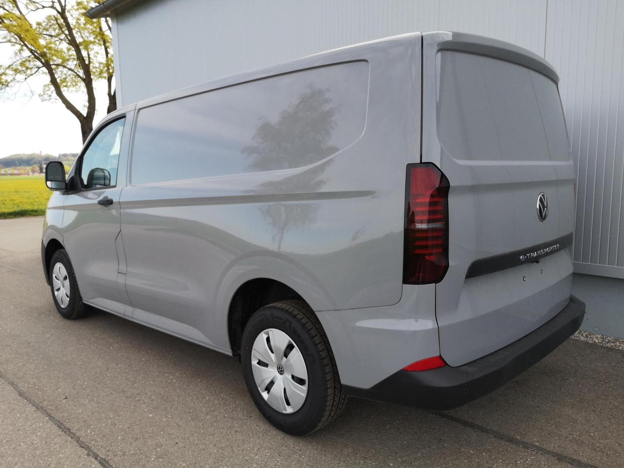 VW e-Transporter Kasten BEV 100 kW RWD KR (2026) - Foto 2