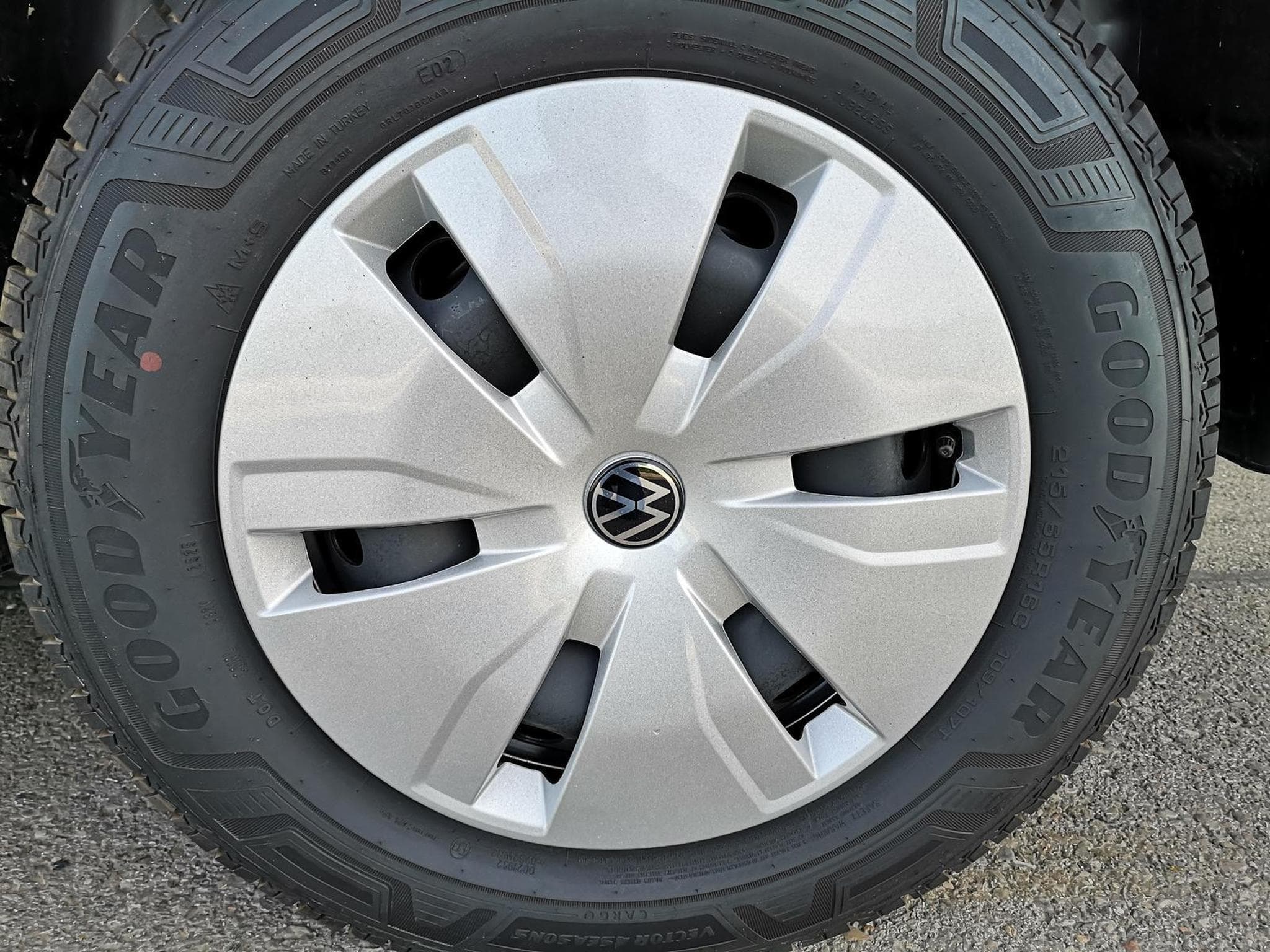VW e-Transporter Kasten BEV 100 kW RWD LR (2026) - Foto 3