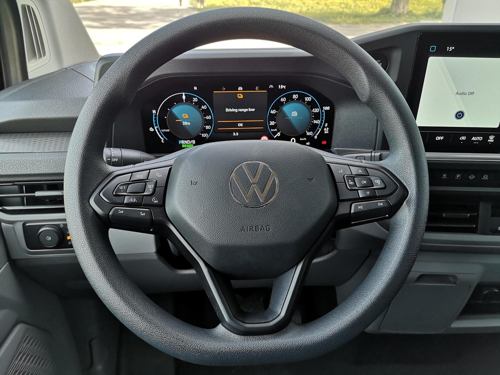 VW T7 BEV 100 kW RWD LR (2026) - Photo 4