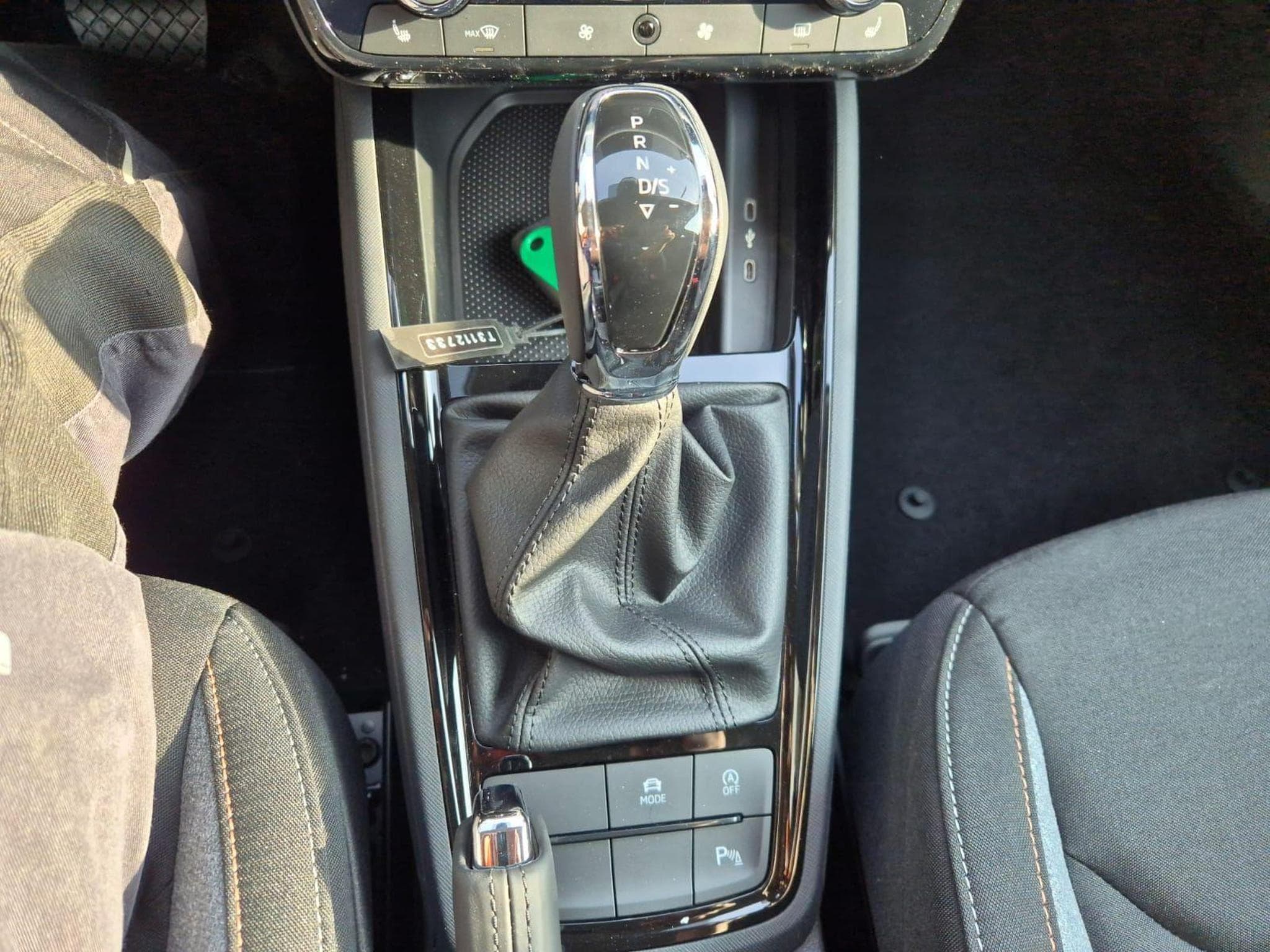 Skoda Kamiq 1.0 TSI 115PS (2026) - Photo 22