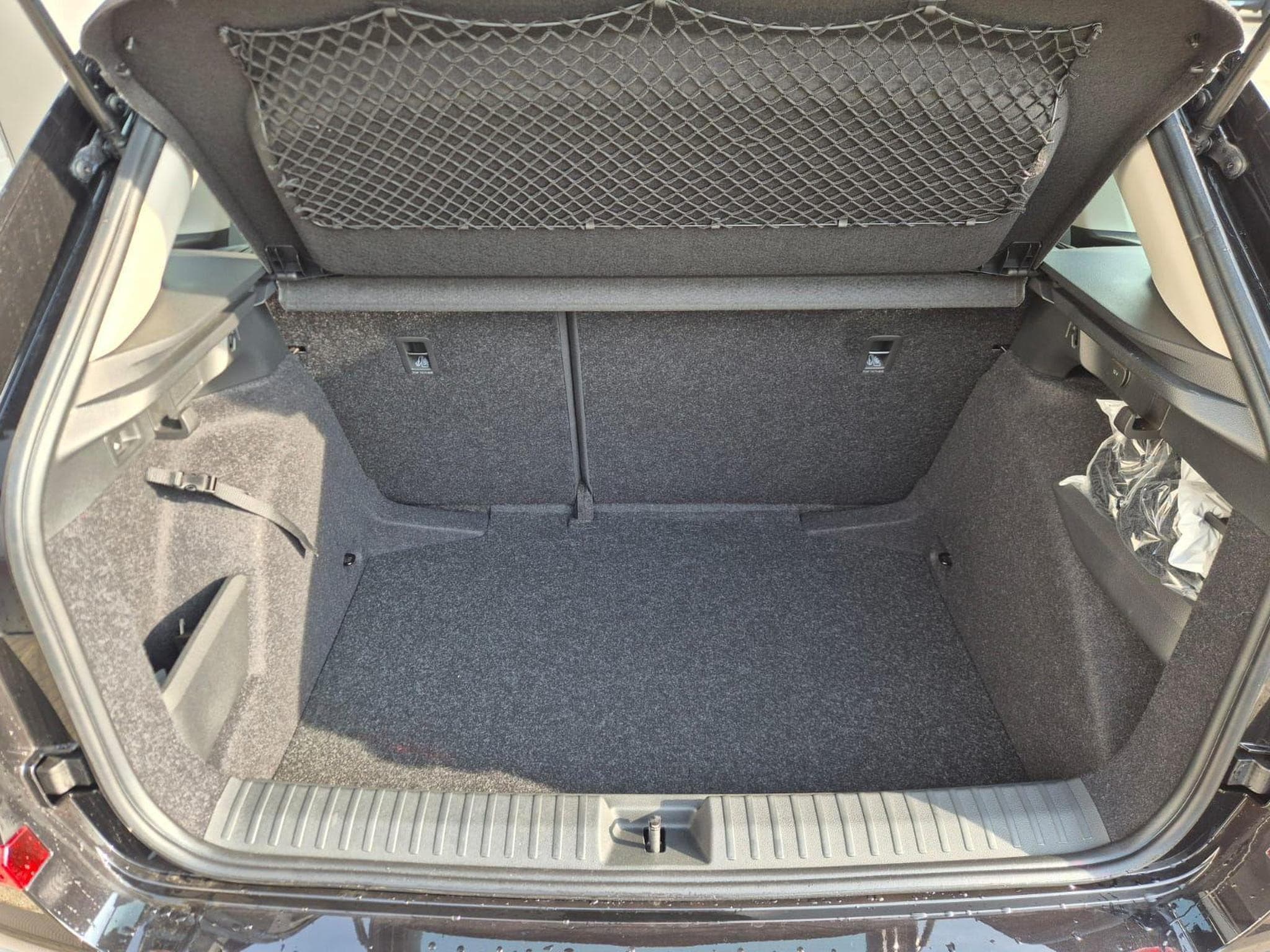 Skoda Kamiq 1.0 TSI 115PS (2026) - Photo 9