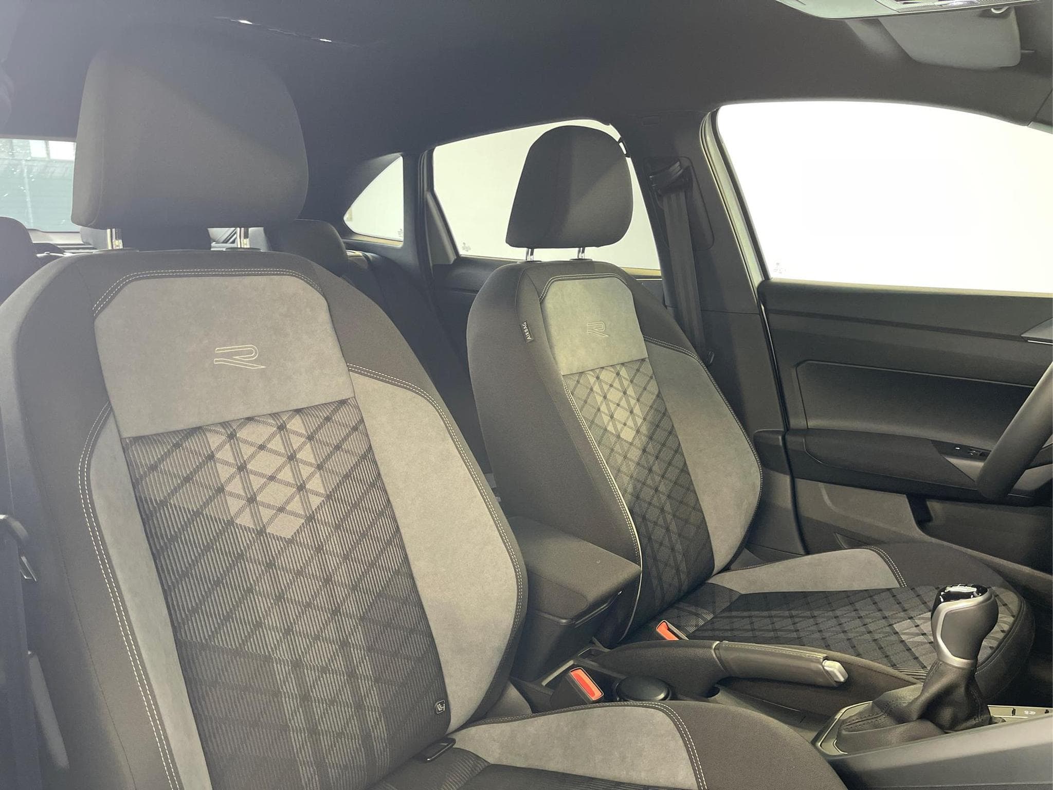VW Taigo R-Line (2026) - Photo 13