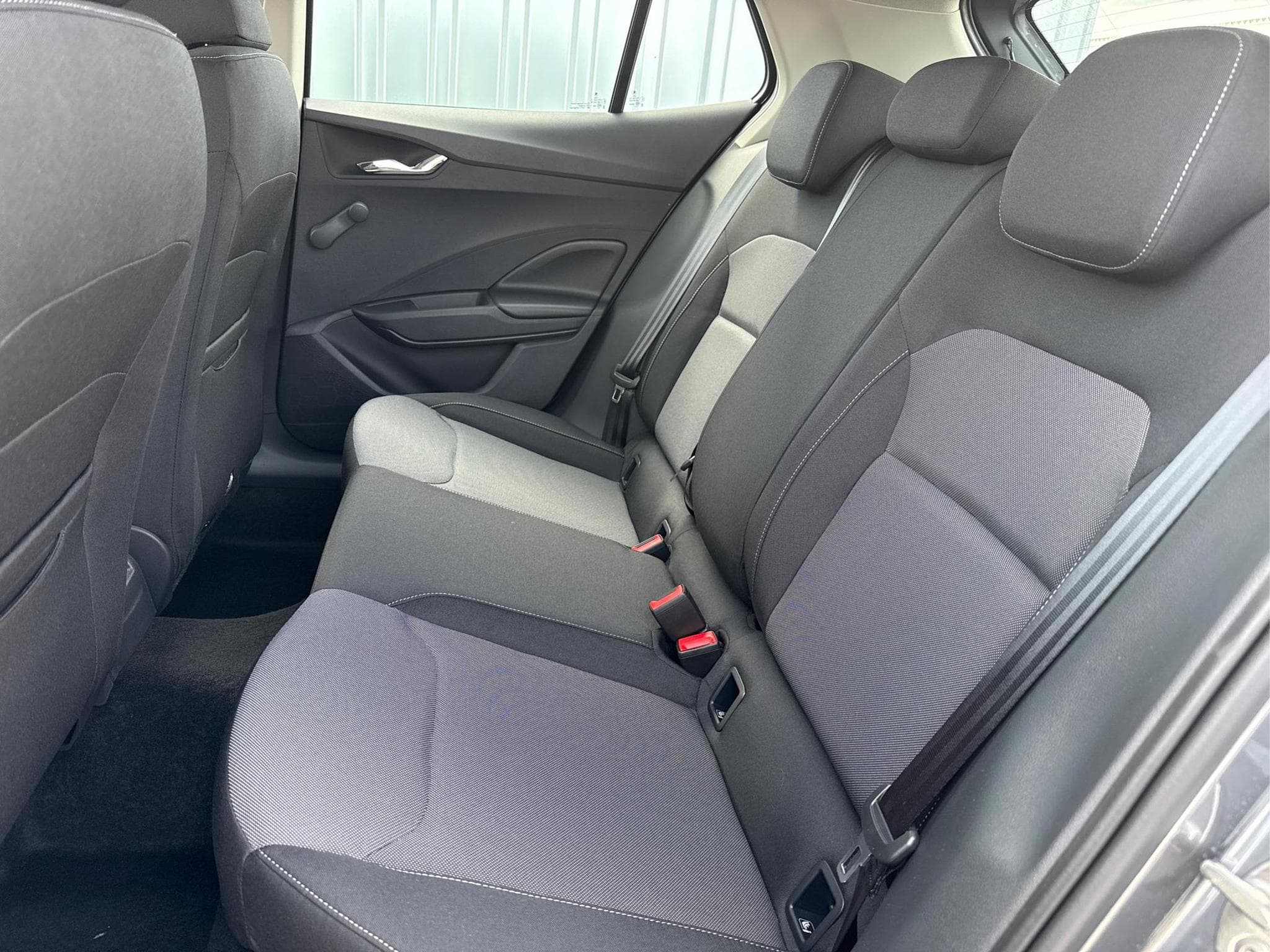 Skoda Fabia Selection 1.0 TSI (2026) - Foto 9