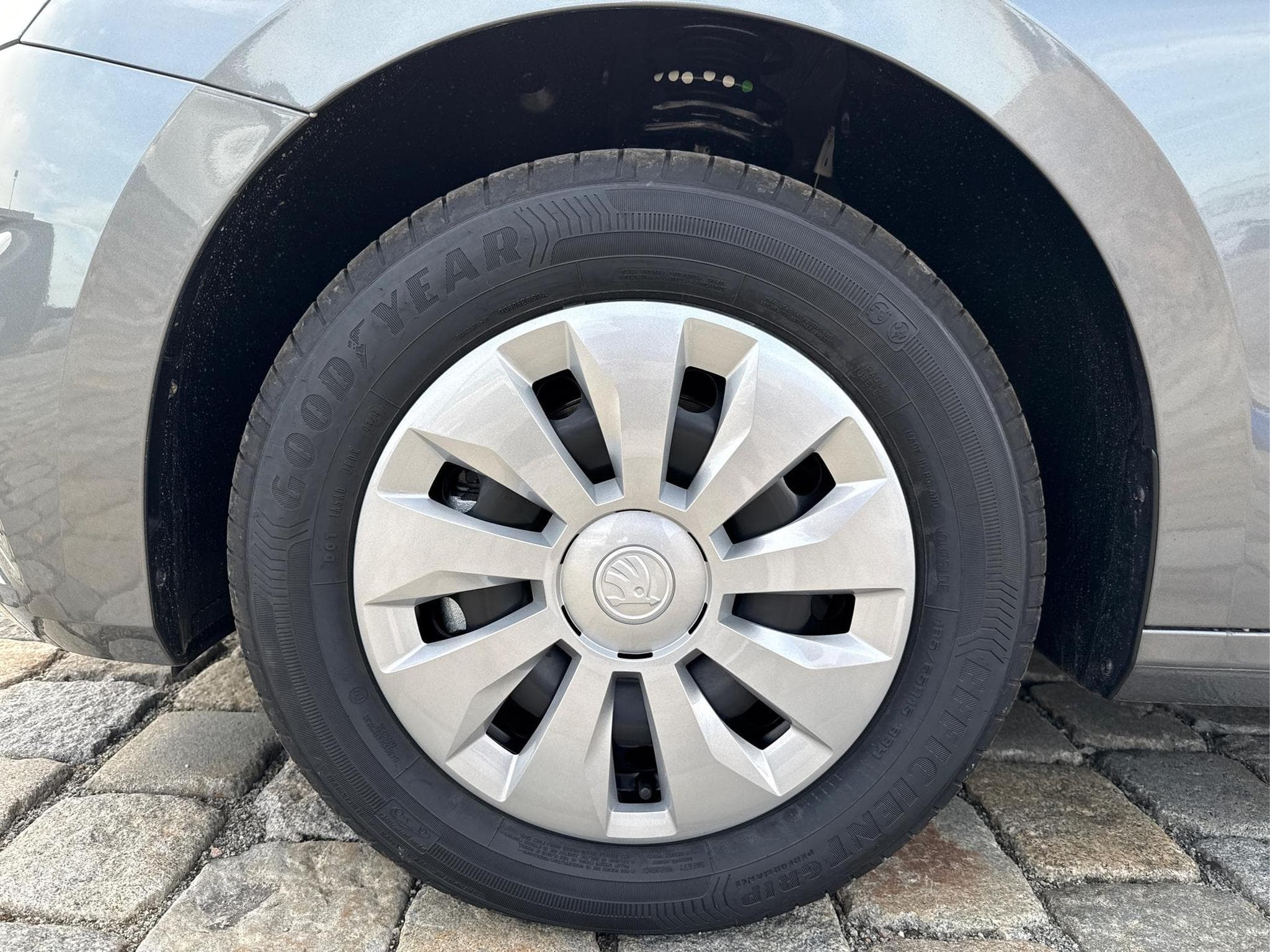 Skoda Fabia Selection 1.0 TSI (2026) - Foto 12