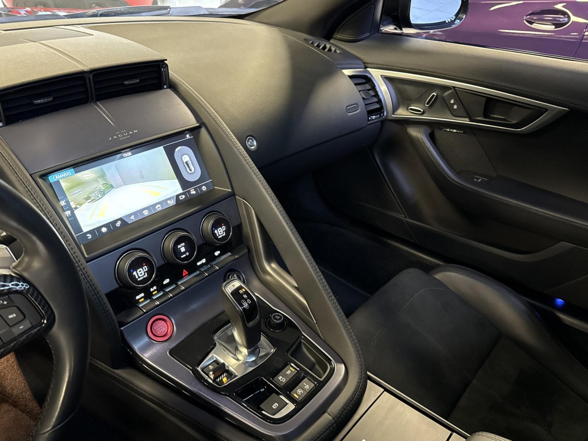Jaguar F-Type P300 - full service (2021) - Photo 11