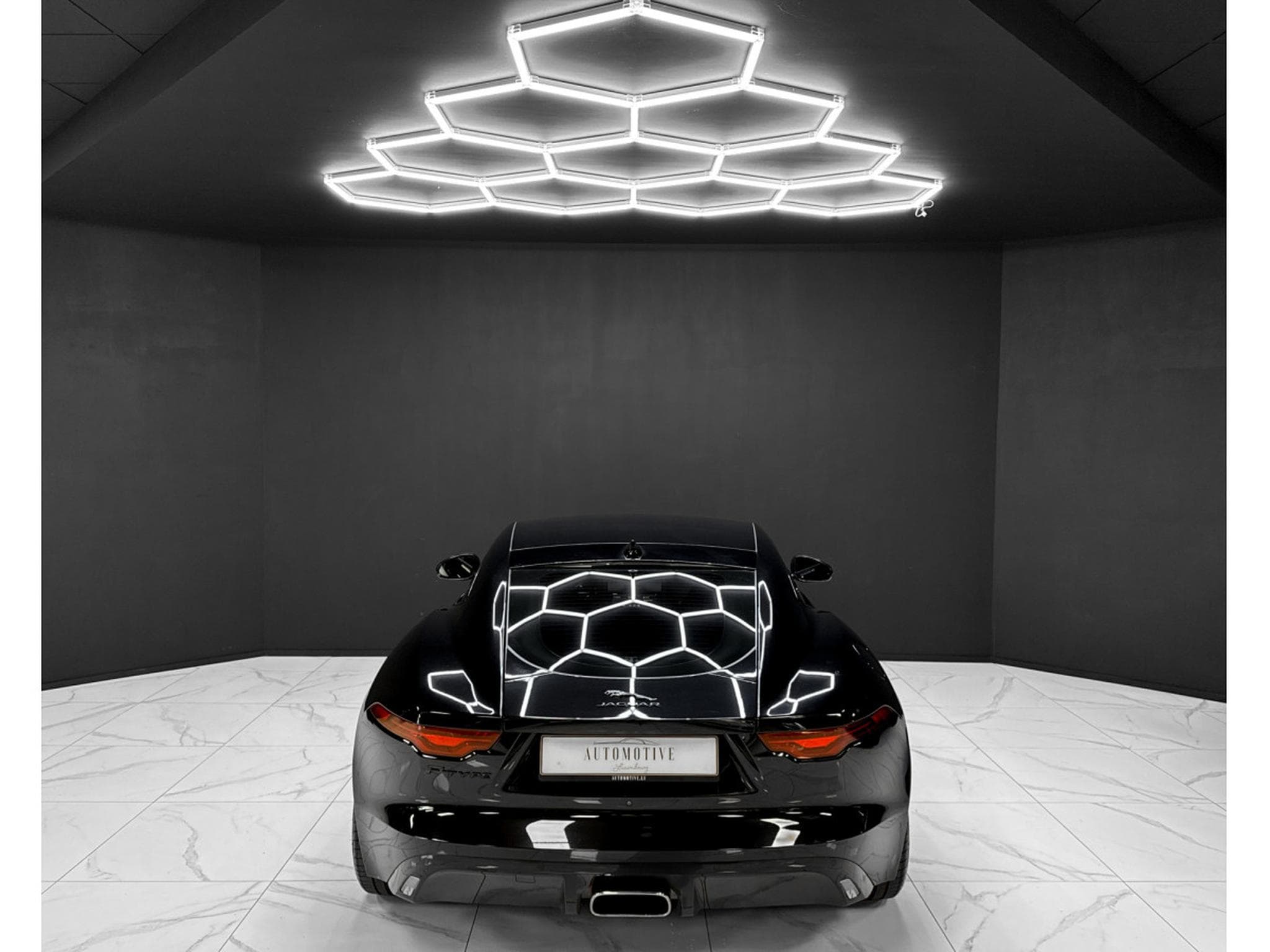 Jaguar F-Type P300 - full service (2021) - Photo 4