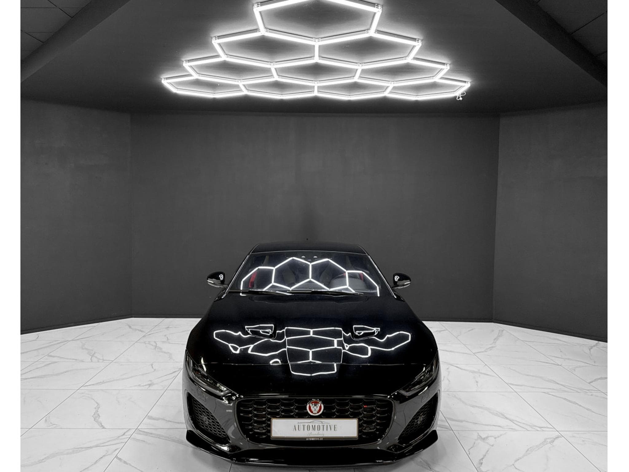Jaguar F-Type P300 - full service (2021) - Photo 7