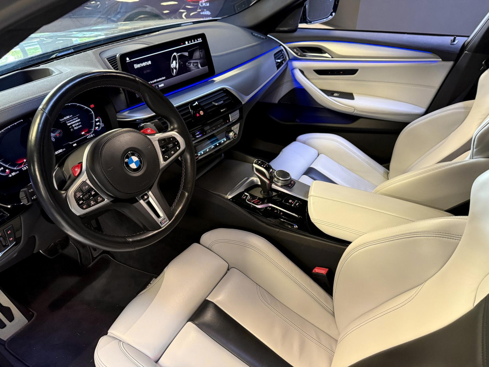 BMW M5 COMPETITION LCI (2022) - Photo 14