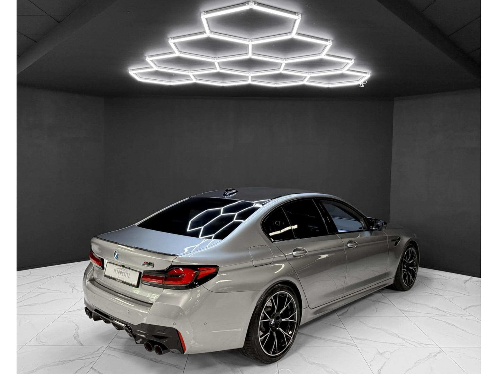 BMW M5 COMPETITION LCI (2022) - Photo 5