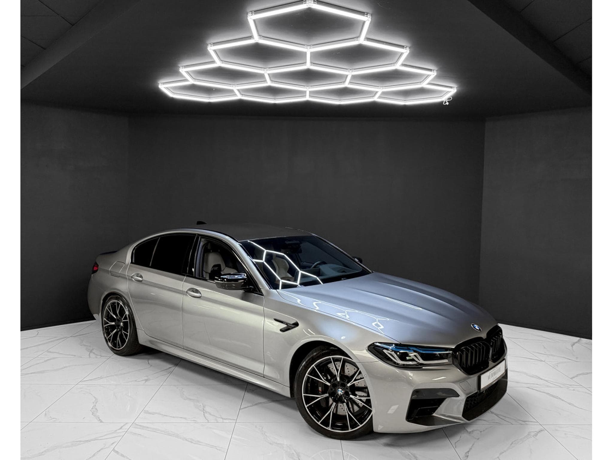 BMW M5 COMPETITION LCI (2022) - Photo 7