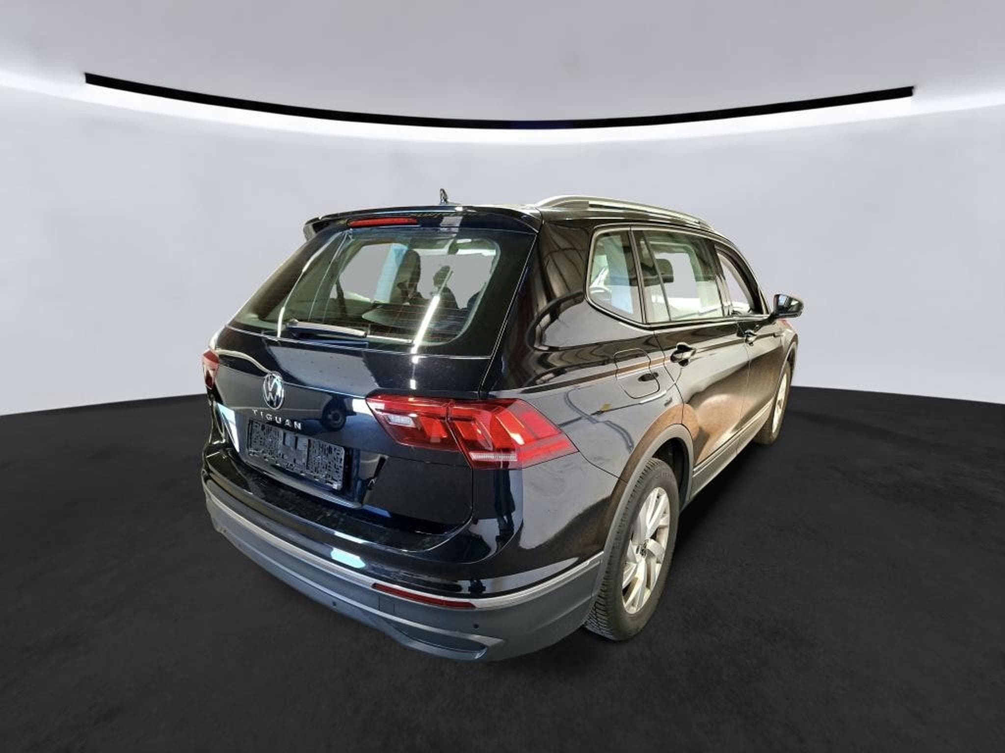 VW Tiguan Life 1.5 TSI 150 CV DSG7 *7 PLACES *ATTELAGE* *HAYON* (2025) - Photo 5
