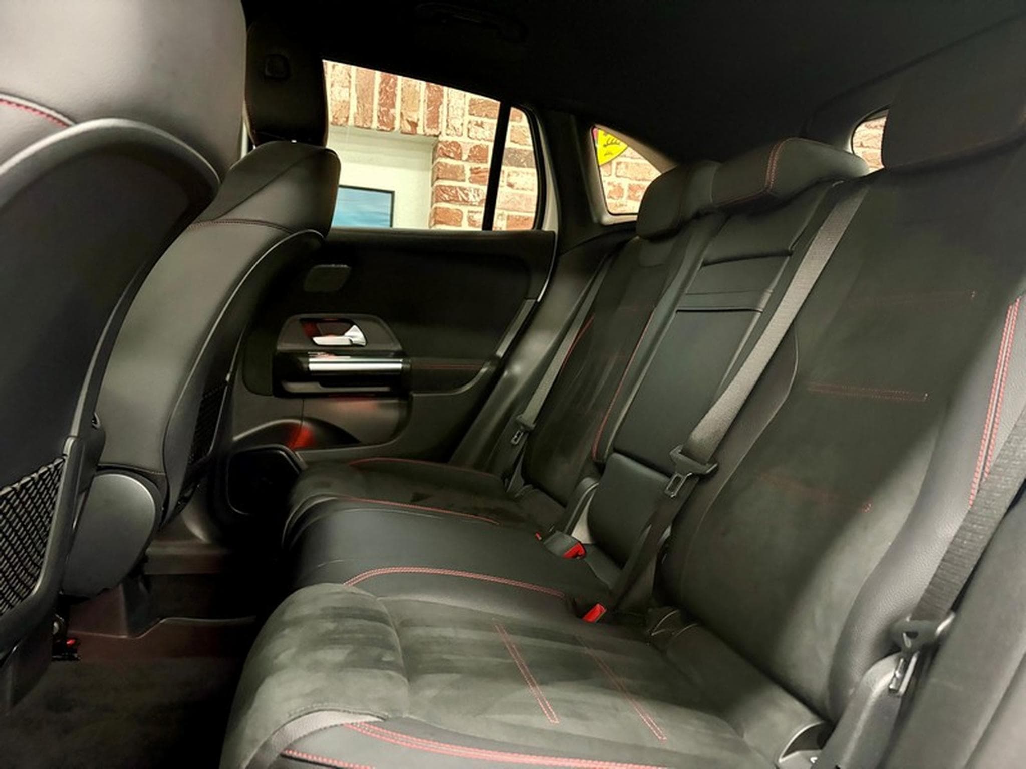 Mercedes GLA 200 GLA 200d 2.0 150cv Auto AMG-LINE (2021) - Photo 6