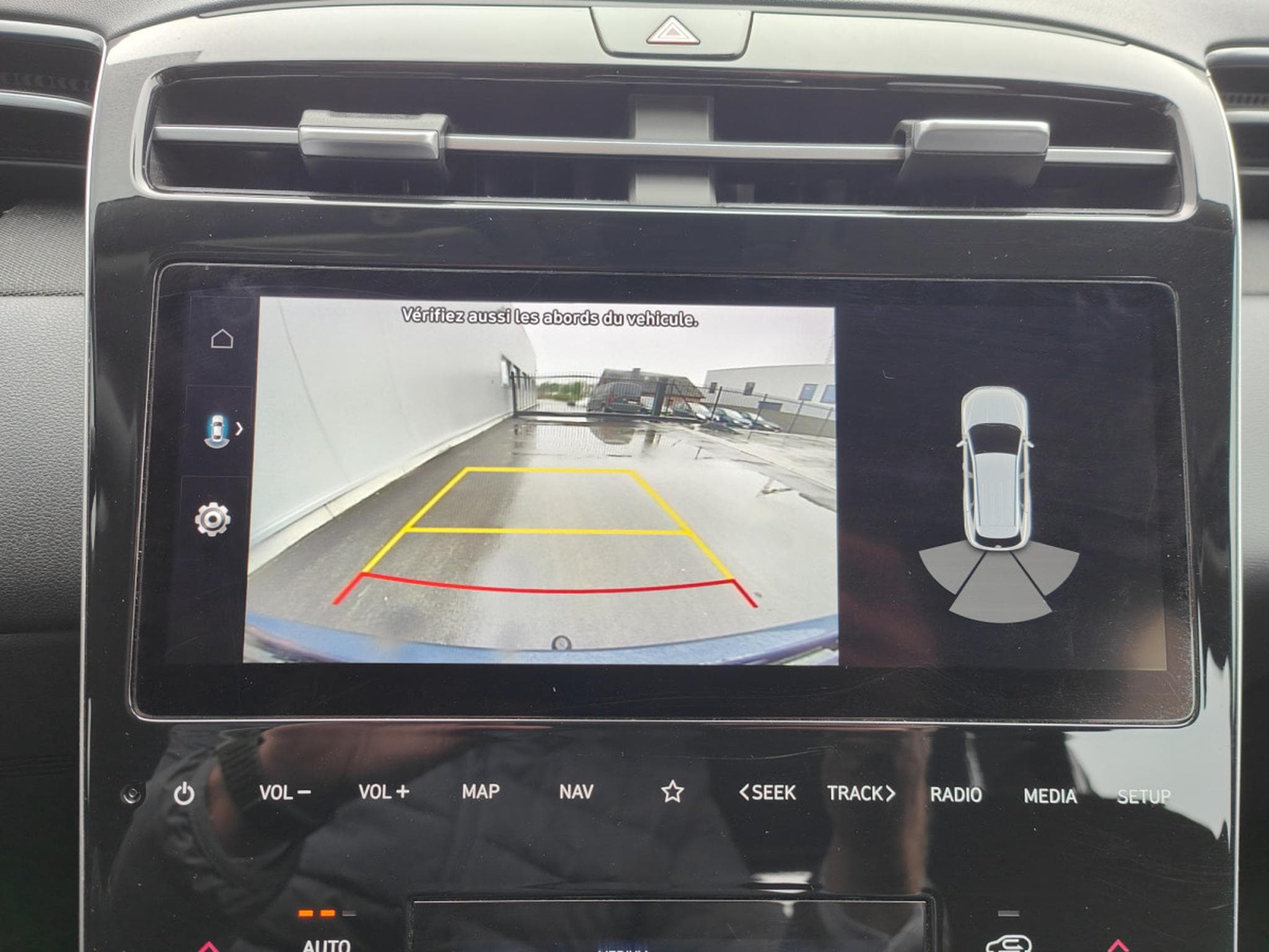Hyundai Tucson 1.6 CRDI DCT CARPLAY GPS BLUETOOTH CAMERA (2022) - Foto 16