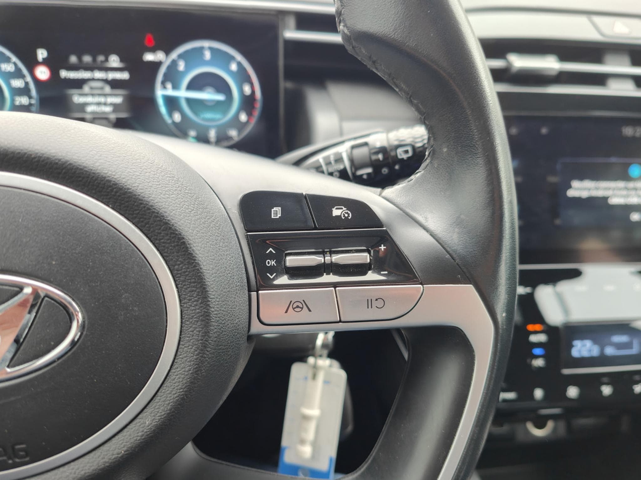 Hyundai Tucson 1.6 CRDI DCT CARPLAY GPS BLUETOOTH CAMERA (2022) - Foto 17