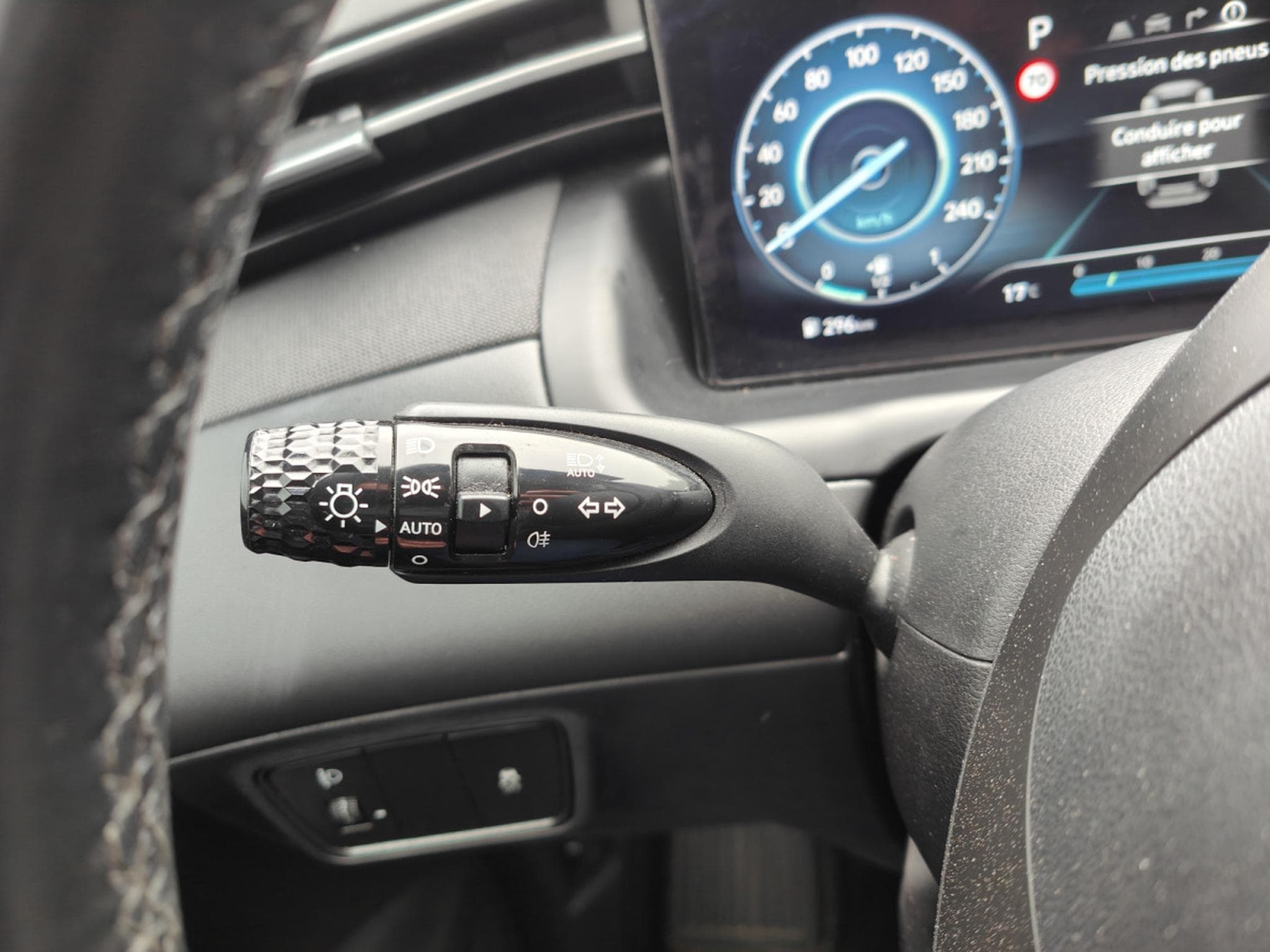 Hyundai Tucson 1.6 CRDI DCT CARPLAY GPS BLUETOOTH CAMERA (2022) - Foto 19