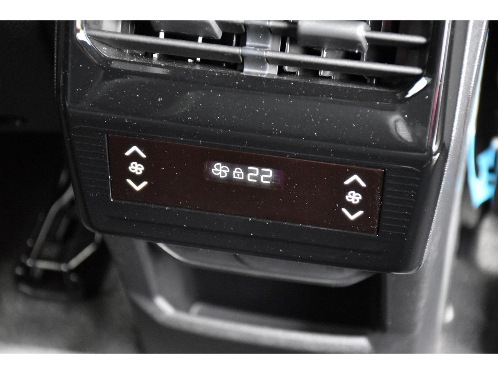 Peugeot 5008 Hybrid 145 Allure e-DCS6 ACC CAM360 JA19 NEUF (2026) - Foto 22