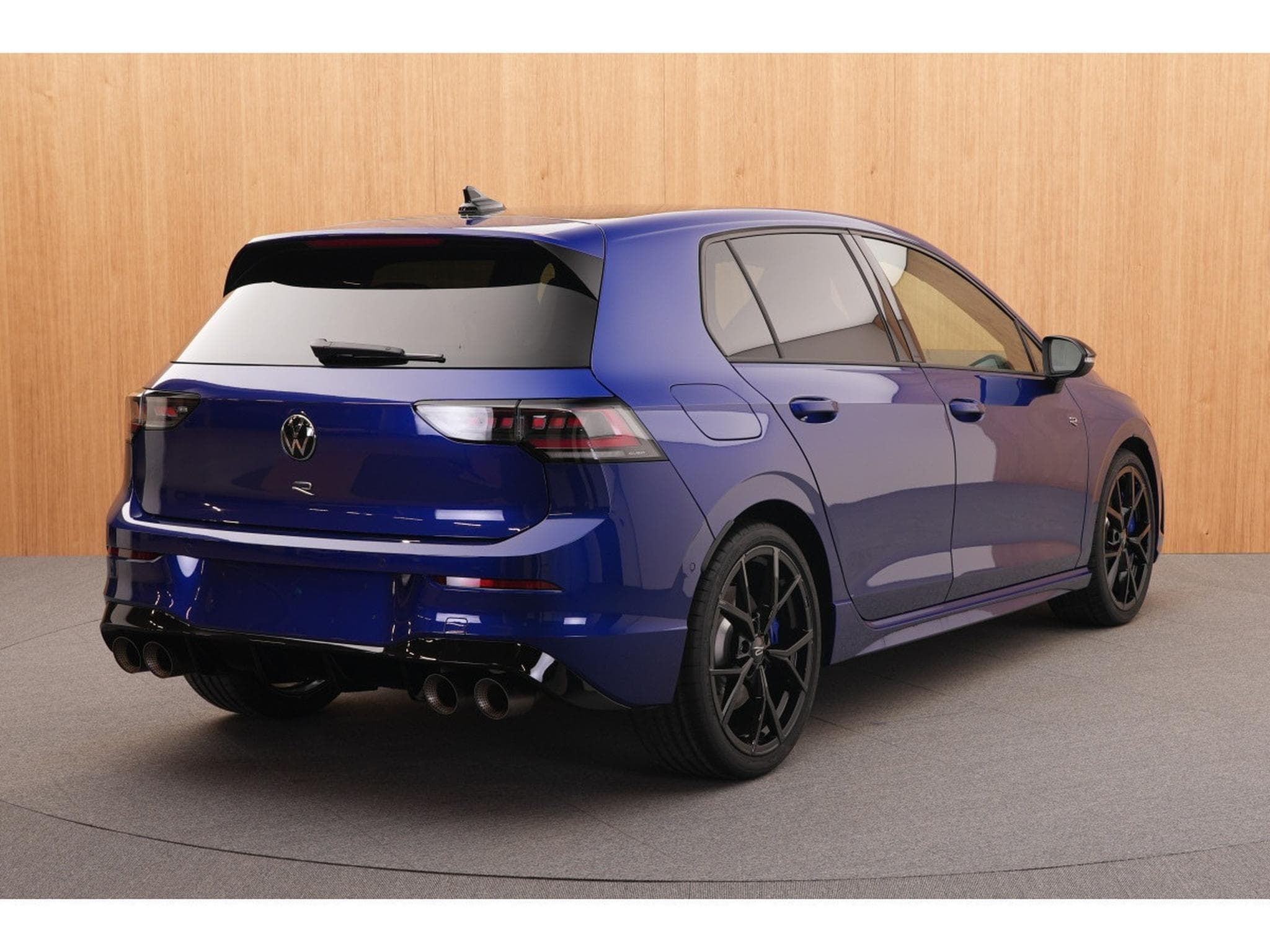VW Golf R 2.0 TSI DSG 4x4 DSG 245 kW-333CV - R-Performance Pack - (2025) - Photo 4