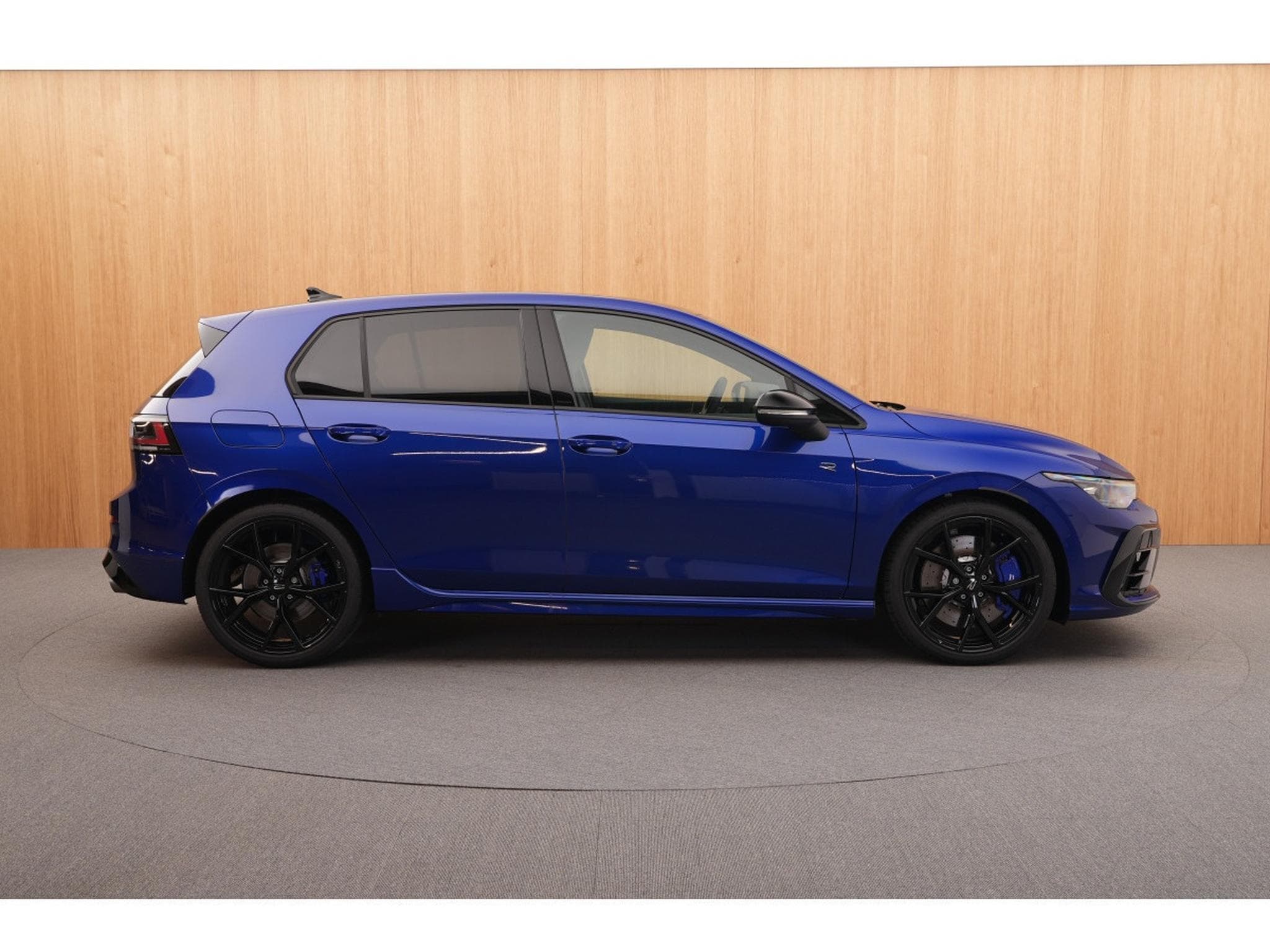 VW Golf R 2.0 TSI DSG 4x4 DSG 245 kW-333CV - R-Performance Pack - (2025) - Photo 5