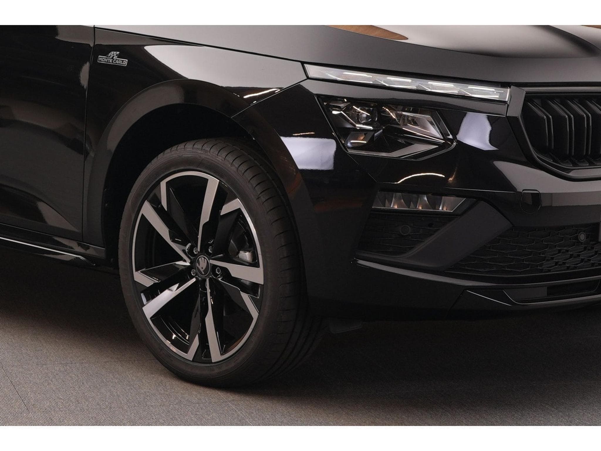Skoda Kamiq Monte Carlo 1.5 TSI DSG7 110KW-150CV - Garantie 5 ans/100 00 (2026) - Photo 13