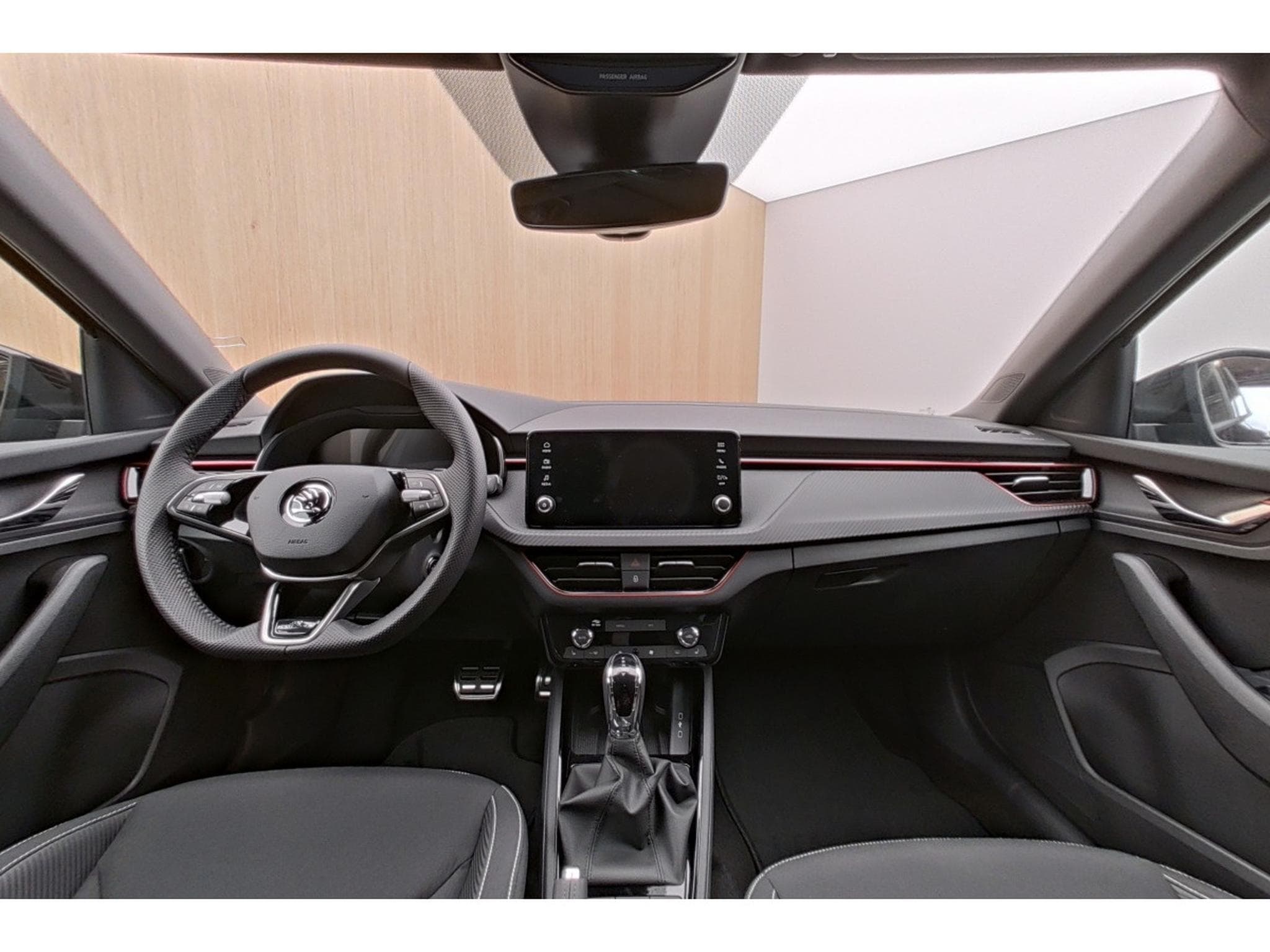 Skoda Scala Monte Carlo 1.5 TSI DSG 110 kW-150 CV DSG7 (2026) - Photo 12