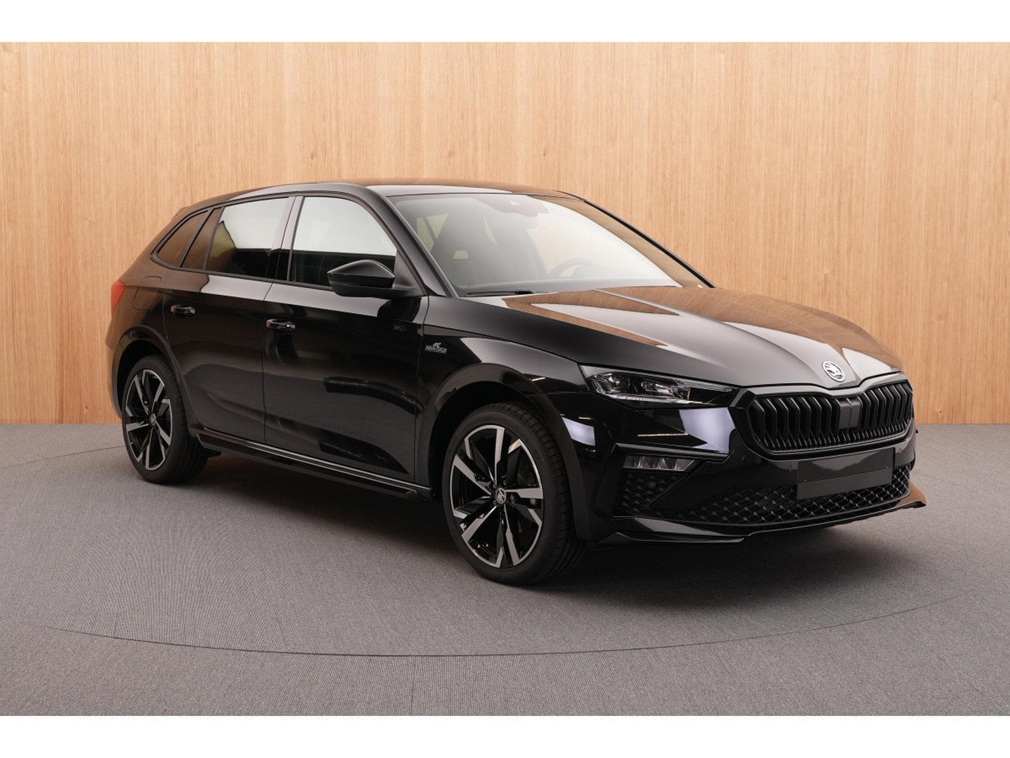 Skoda Scala Monte Carlo 1.5 TSI DSG 110 kW-150 CV DSG7 - Attelage - Gara (2025) - Photo 8