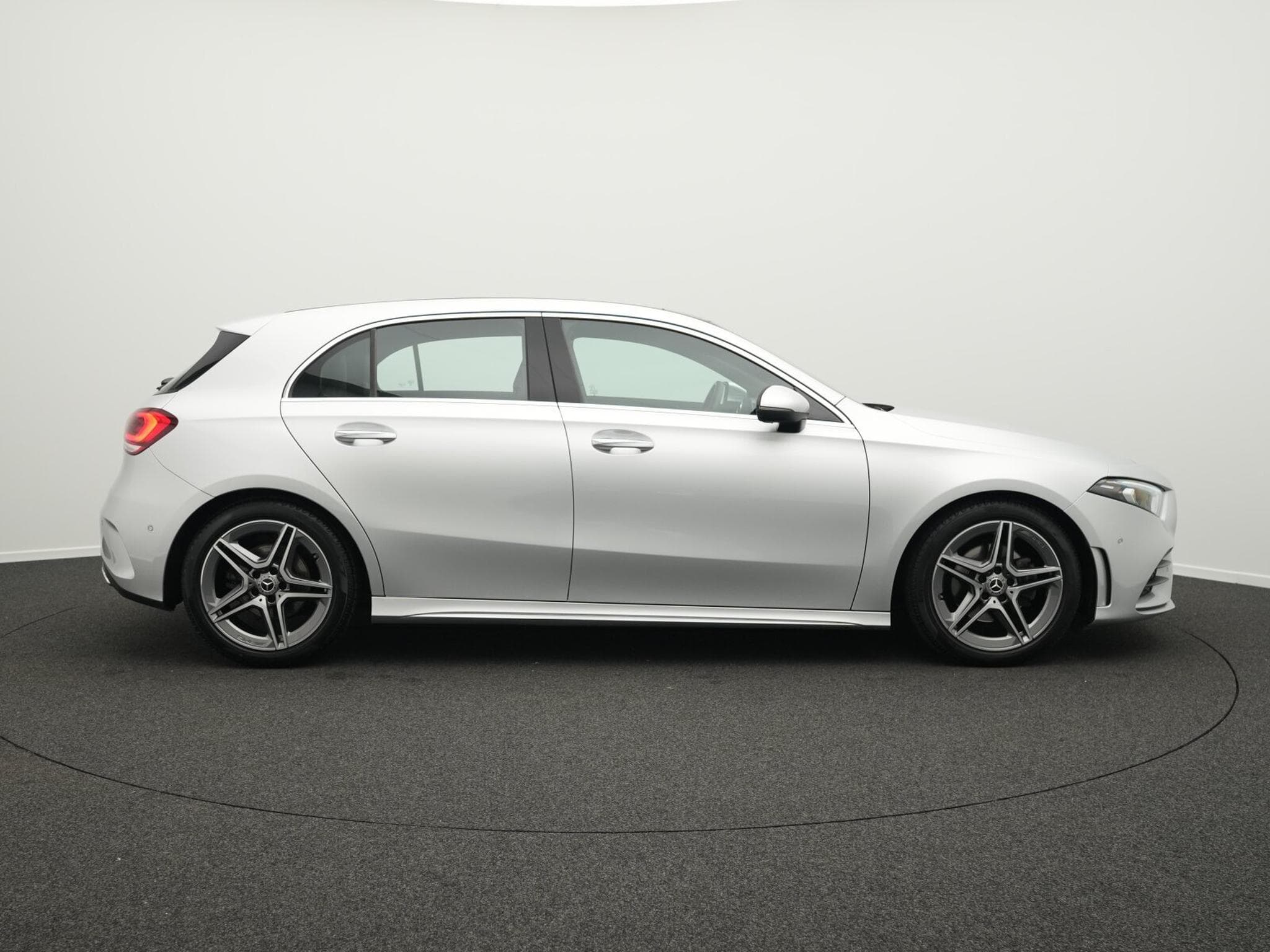Mercedes A 200 A 200 (2022) - Photo 5
