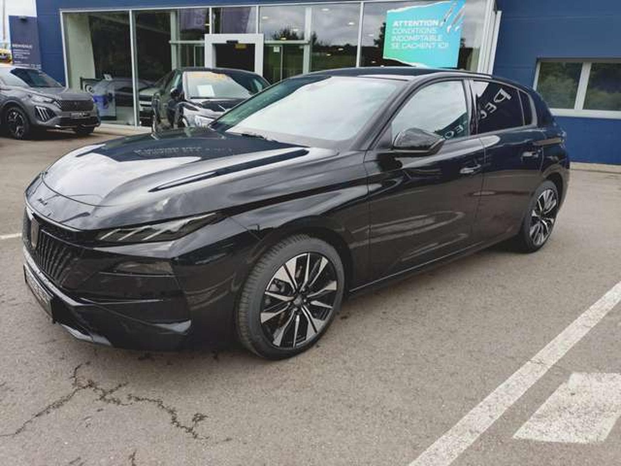Peugeot 308 Allure (2026) - Photo 1
