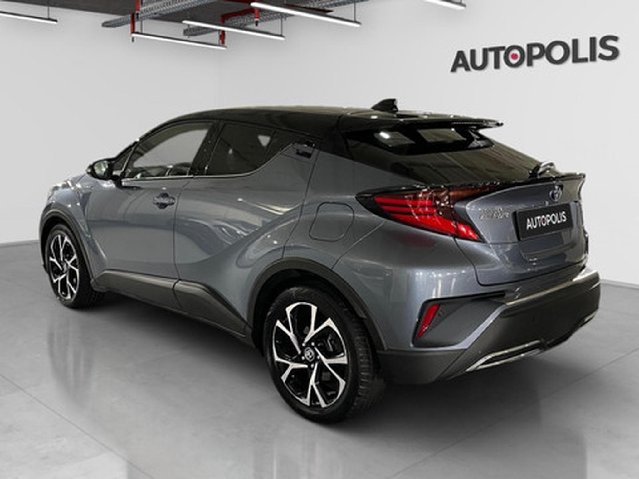 Toyota C-HR 2.0 VVT i-Hybrid C-Lub Bi-Tone E-CVT (2022) - Photo 13